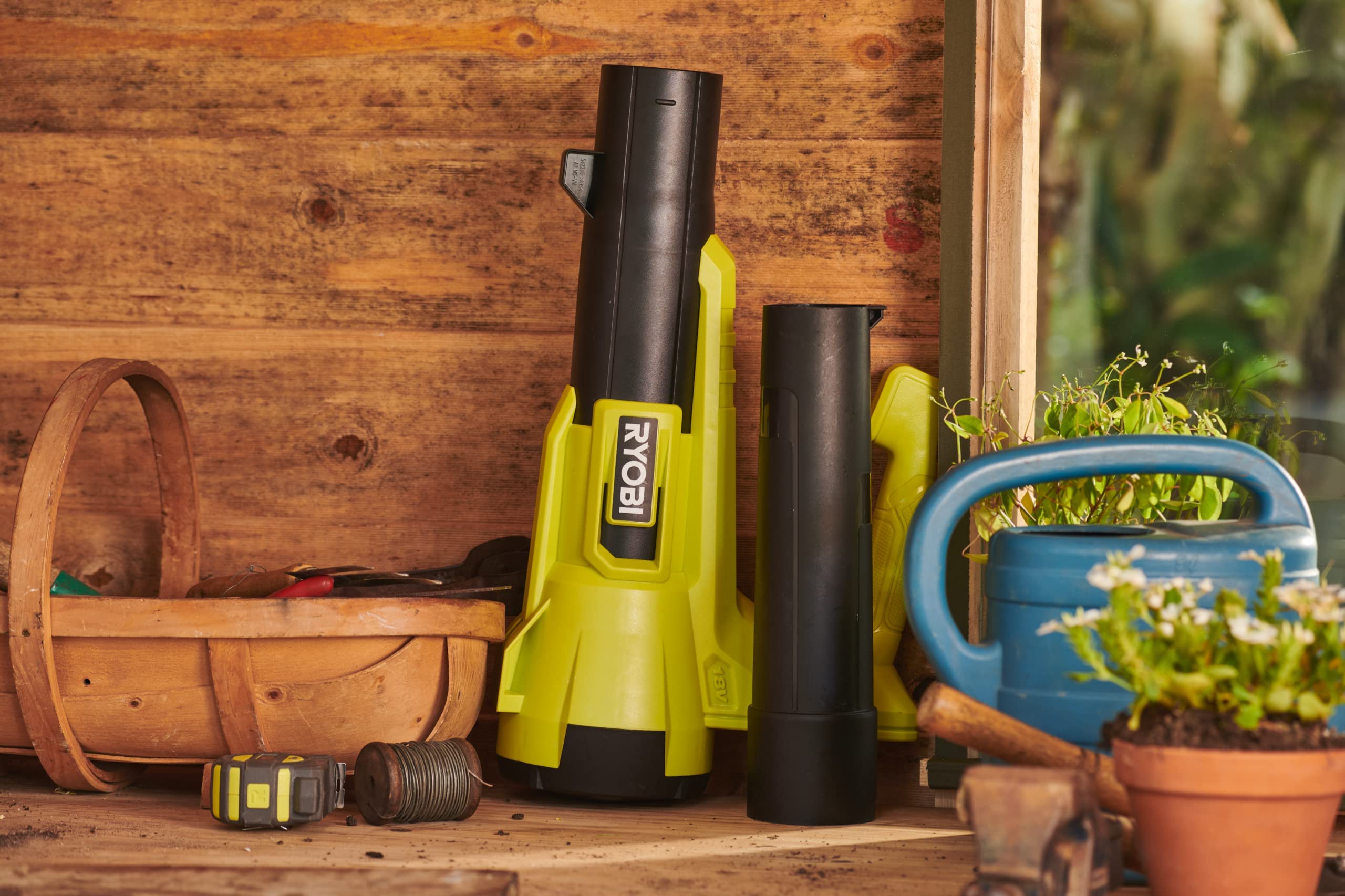 Ryobi Dmuchawa 18V RY18BLA-0, Stała Prędkość, Prędkość Powietrza 145 km/h, Objętość Powietrza 7.1M3/min, Wentylator Osiowy, Wersja bez Akumulatora i Ładowarki