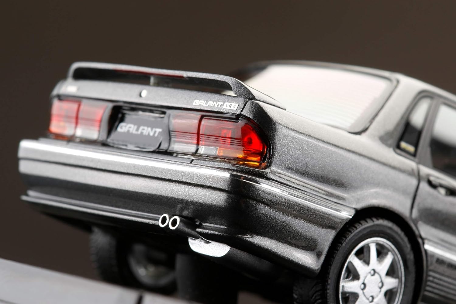 MARK43 1/43 Mitsubishi Galant VR-4 (E39A) 1990 Chateau Silver Finished Product