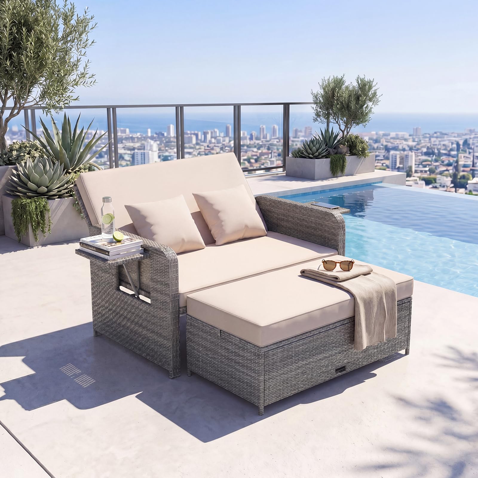 LIFEZEAL Salon de Jardin Extérieur avec Tabouret & Coussin pour 2 Personnes, Dossier Inclinable 4 Positions, Bain de Soleil Rotin PE, Table Appoint, 2 Oreillers, Charge 360 kg (Beige, Style 2)