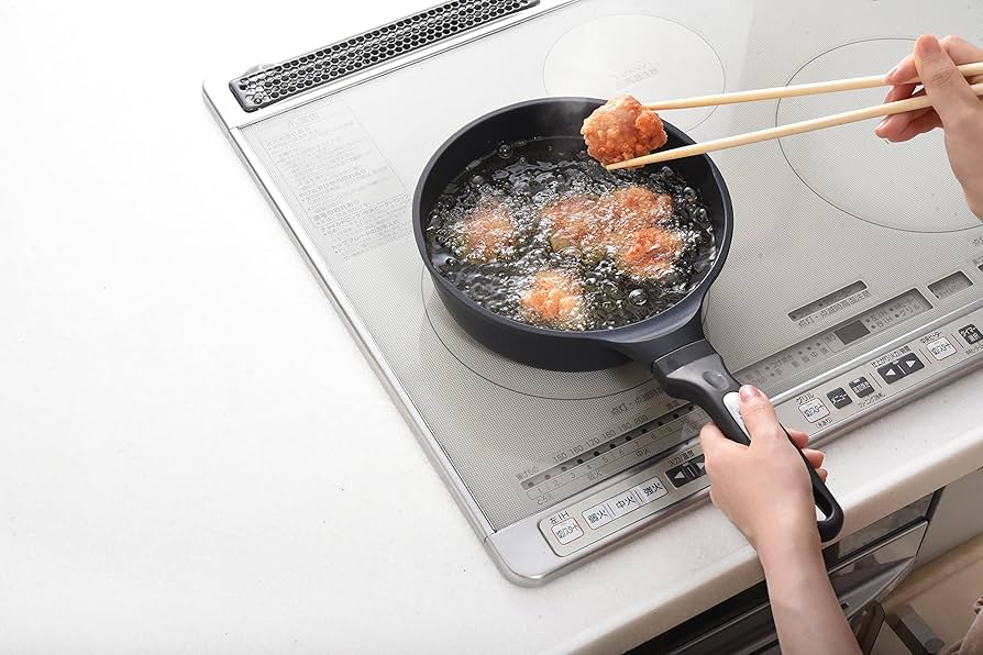 Amazon | ベルフィーナプレミアム ダイヤモンドエンボスパンプラス 20