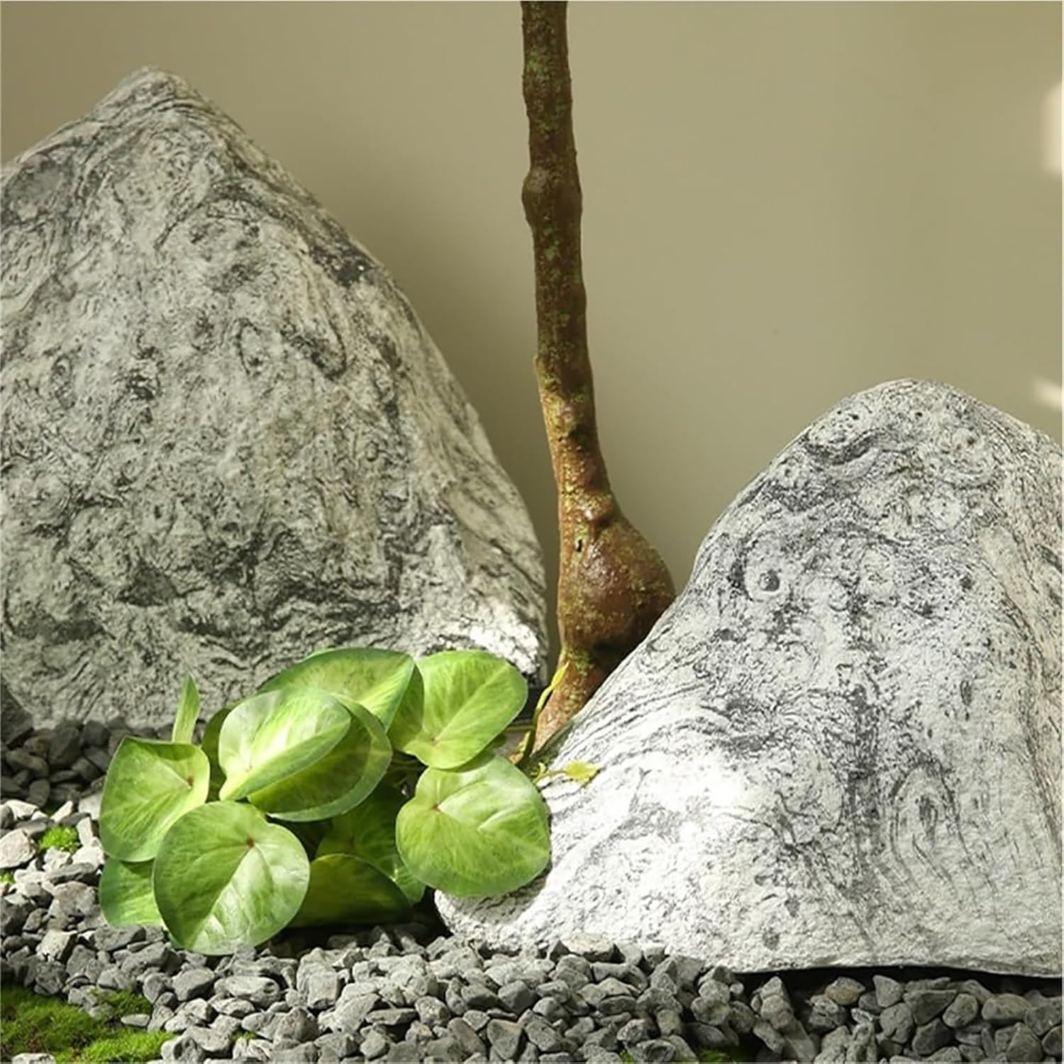 Fake rock, Non Hollow Fiberglass Stone, Realistic Texture, Lightweight Artificial Fake Rocks,for Aquarium Décor, Garden Photography, Pool Landscapes(19.7x5.1x14.6in)