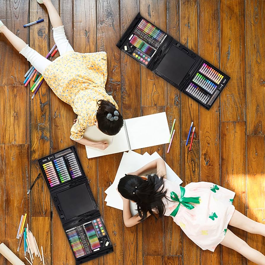 Amazon.com: Darnassus 155-Piece Trifold Easel Art Set, Deluxe