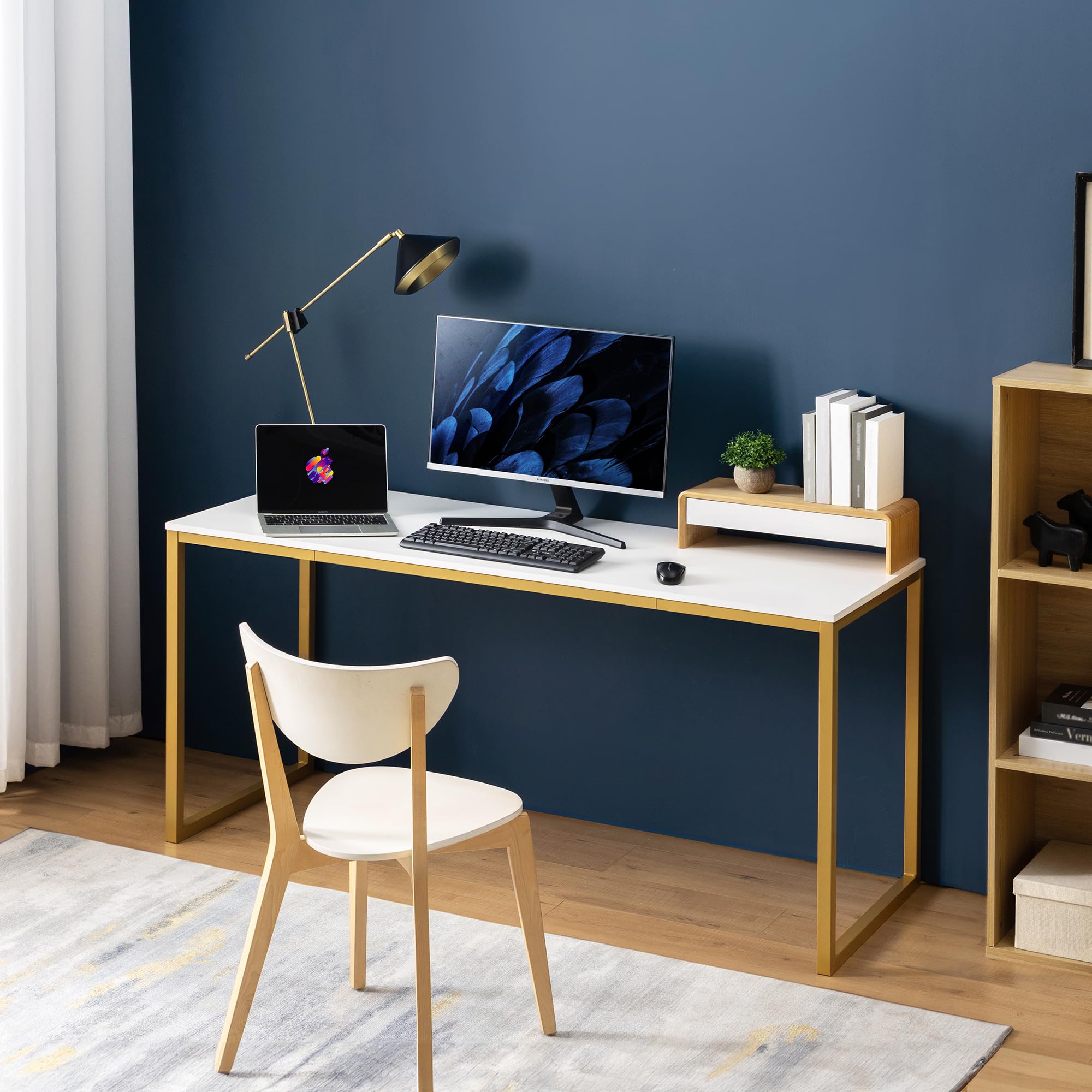 Zinus Jennifer Modern Office Desk Laptop Computer Study Table with Wood Metal Frame