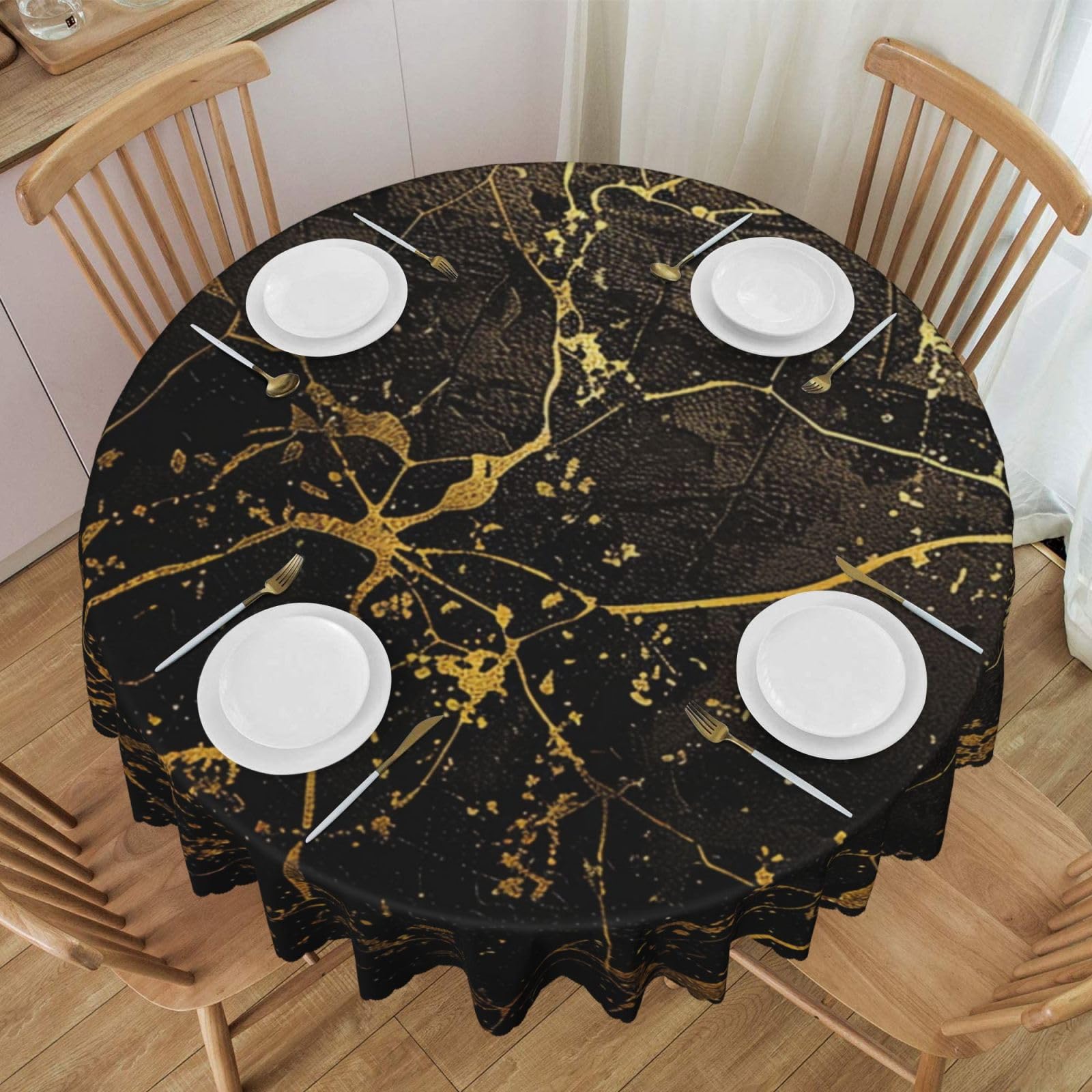Nappe ronde imprimée dorée et noire 152 cm en polyester avec dentelle