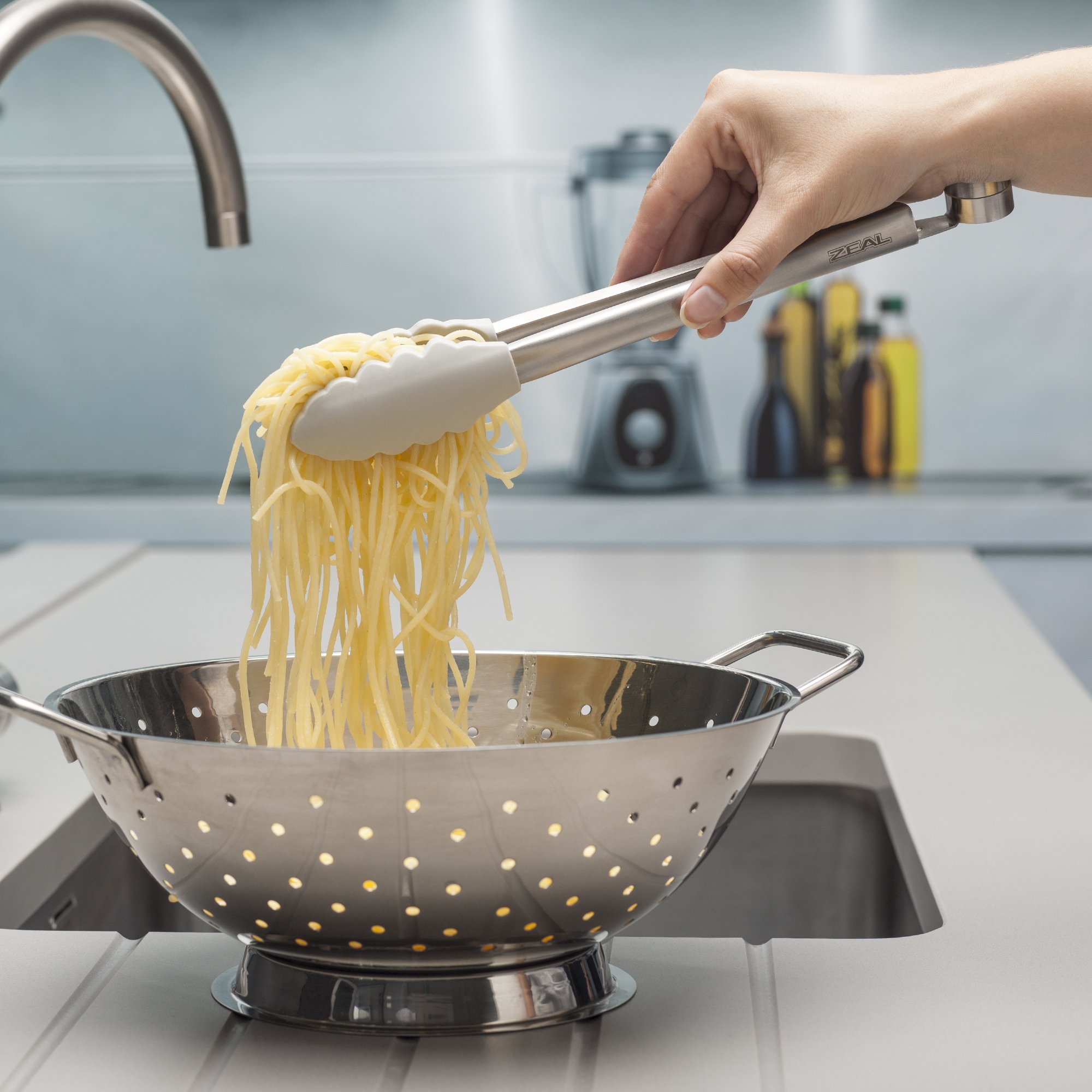 Zeal - Pince de Cuisine en Silicone à poignées en Acier Inoxydable - Ne Raye Pas, Silicone, Gris, 26 cm