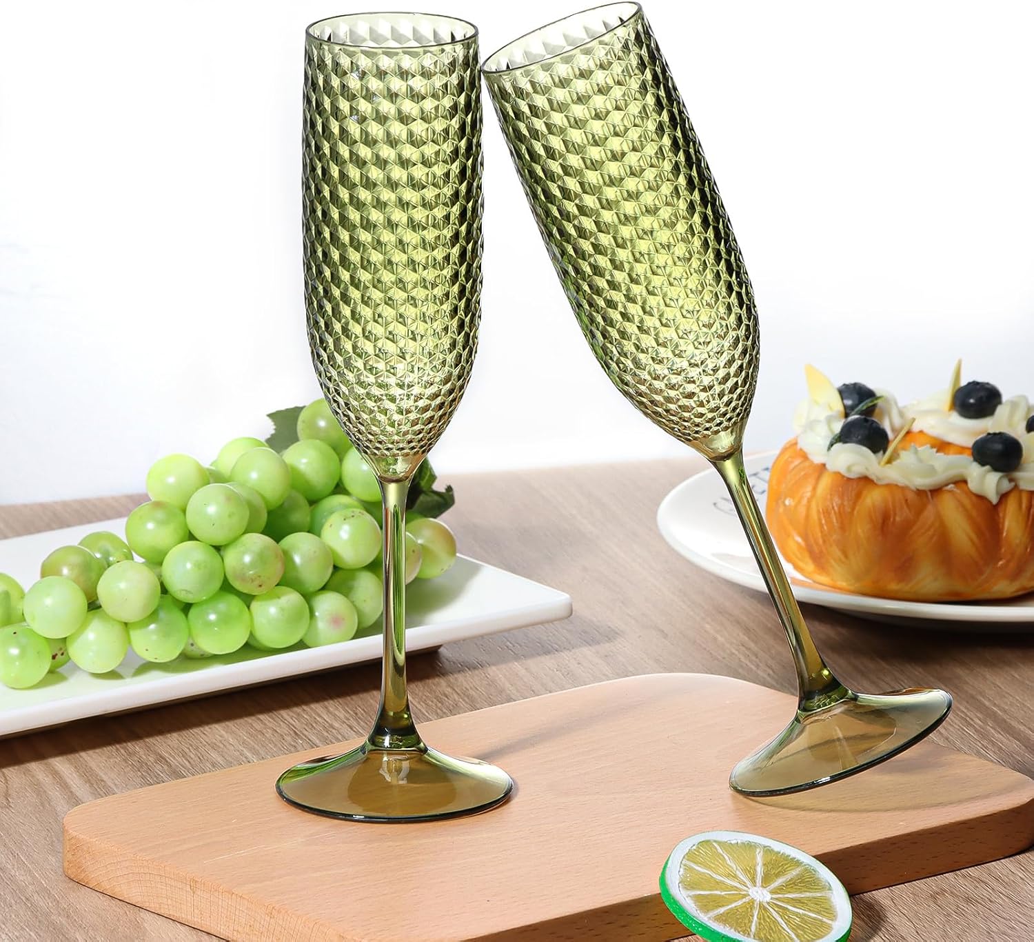 Plastic Champagne Flutes Champagne Glasses Unbreakable Wedding Toasting Glasses Reusable Diamond Wine Glasses Crystal Clear Party Wine Cups Vintage Drinking Glasses 5.5 OZ for Wedding (24, Green) - Image 5