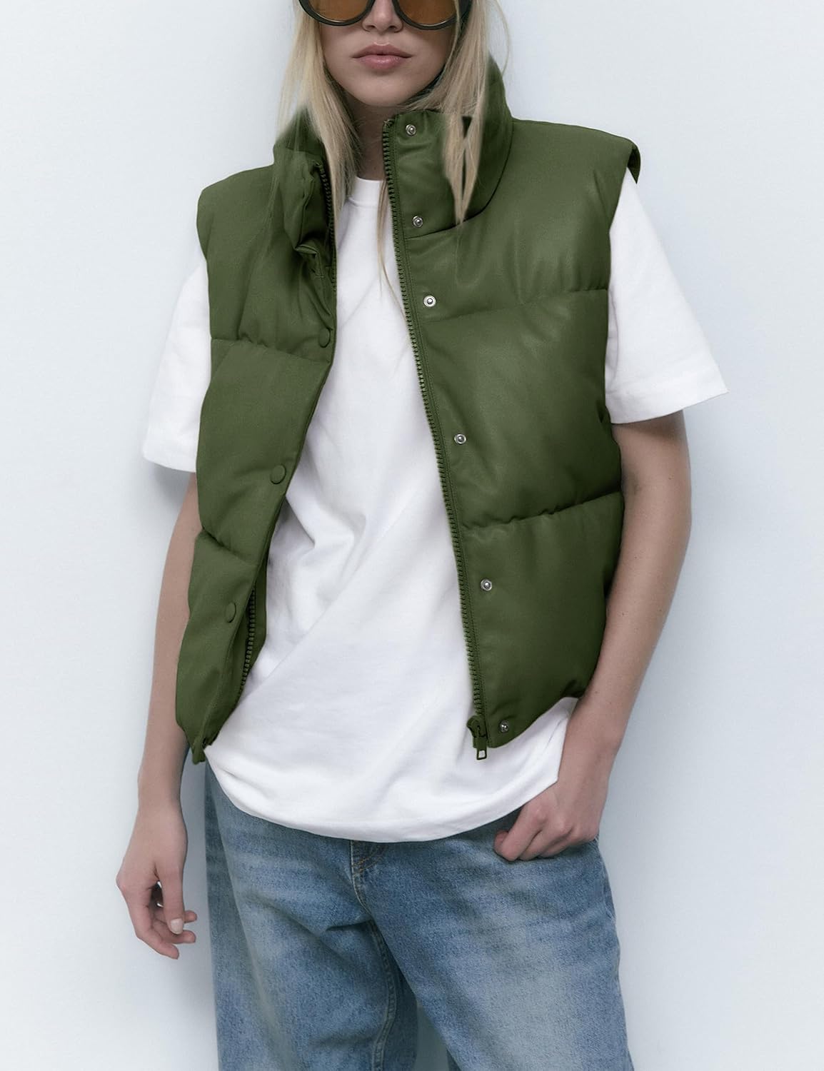 Ailoqing Womens Faux Leather Puffer Vest Zip Up Sleeveless Winter Cropped Jacket