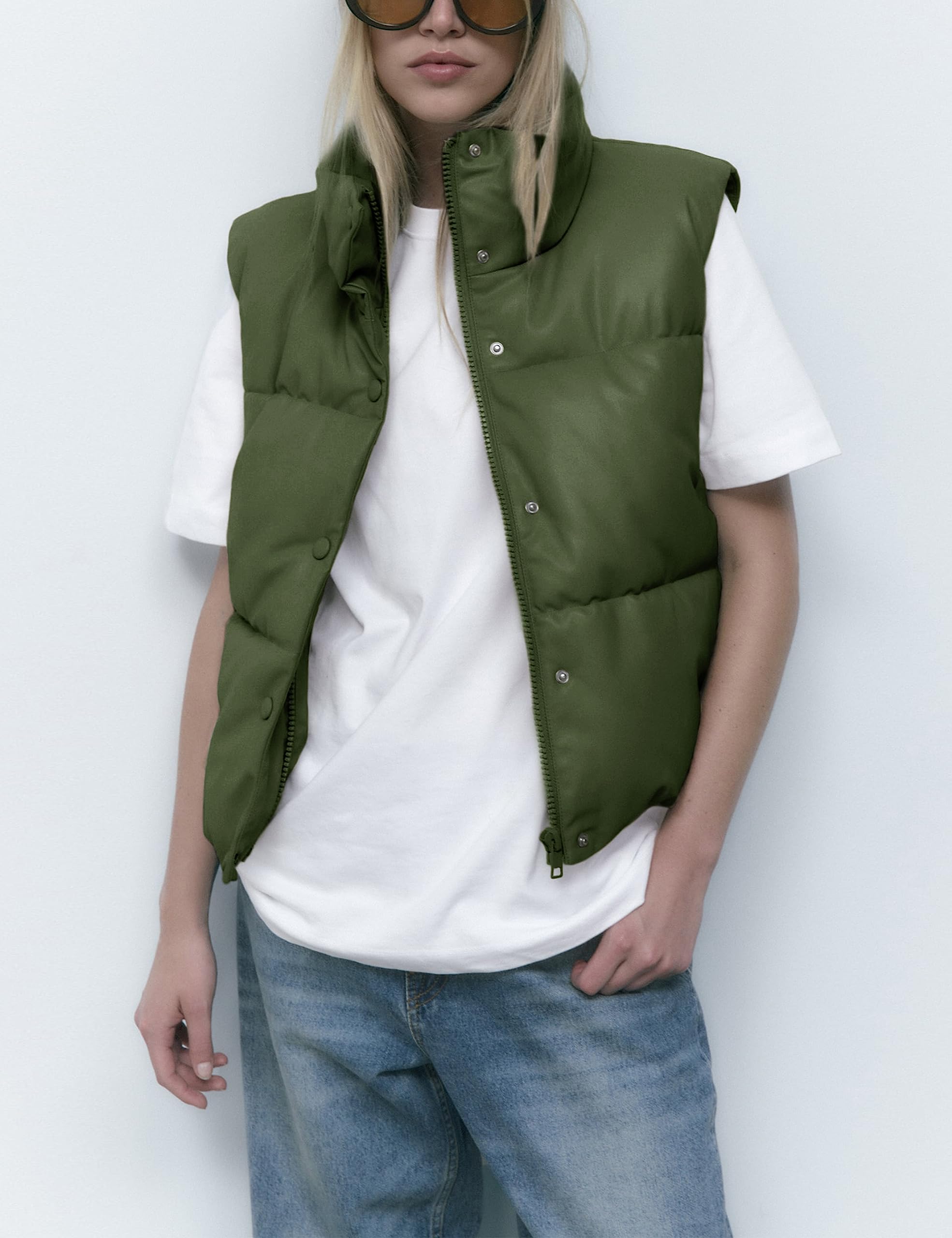 Ailoqing Womens Faux Leather Puffer Vest Zip Up Sleeveless Winter Cropped Jacket