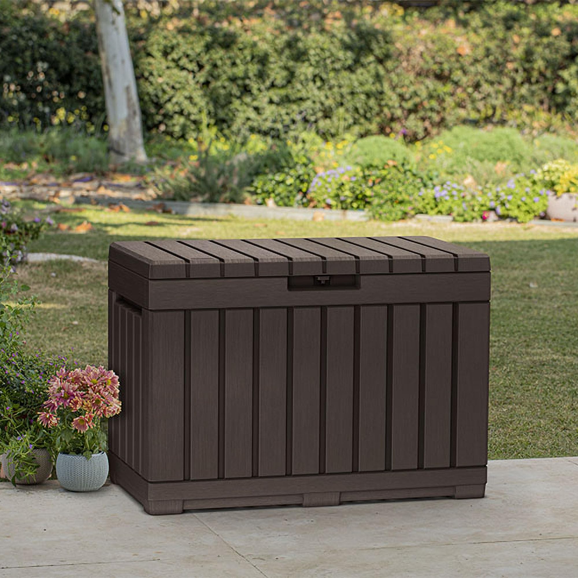 Keter Kentwood 190L Outdoor Resin Garden Storage Box, Brown | Weatherproof Wood‑Effect Panels | Stores Cushions, Garden Tools & Outdoor Accessories | Lockable Lid & Extra Seating - 5