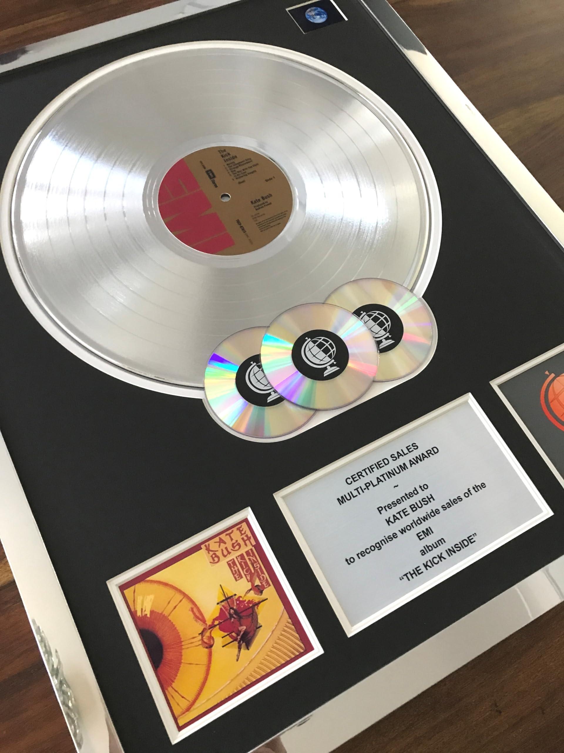 FCS KATE BUSH THE KICK INSIDE MULTI PLATINUM DISC RECORD AWARD ALBUM LP