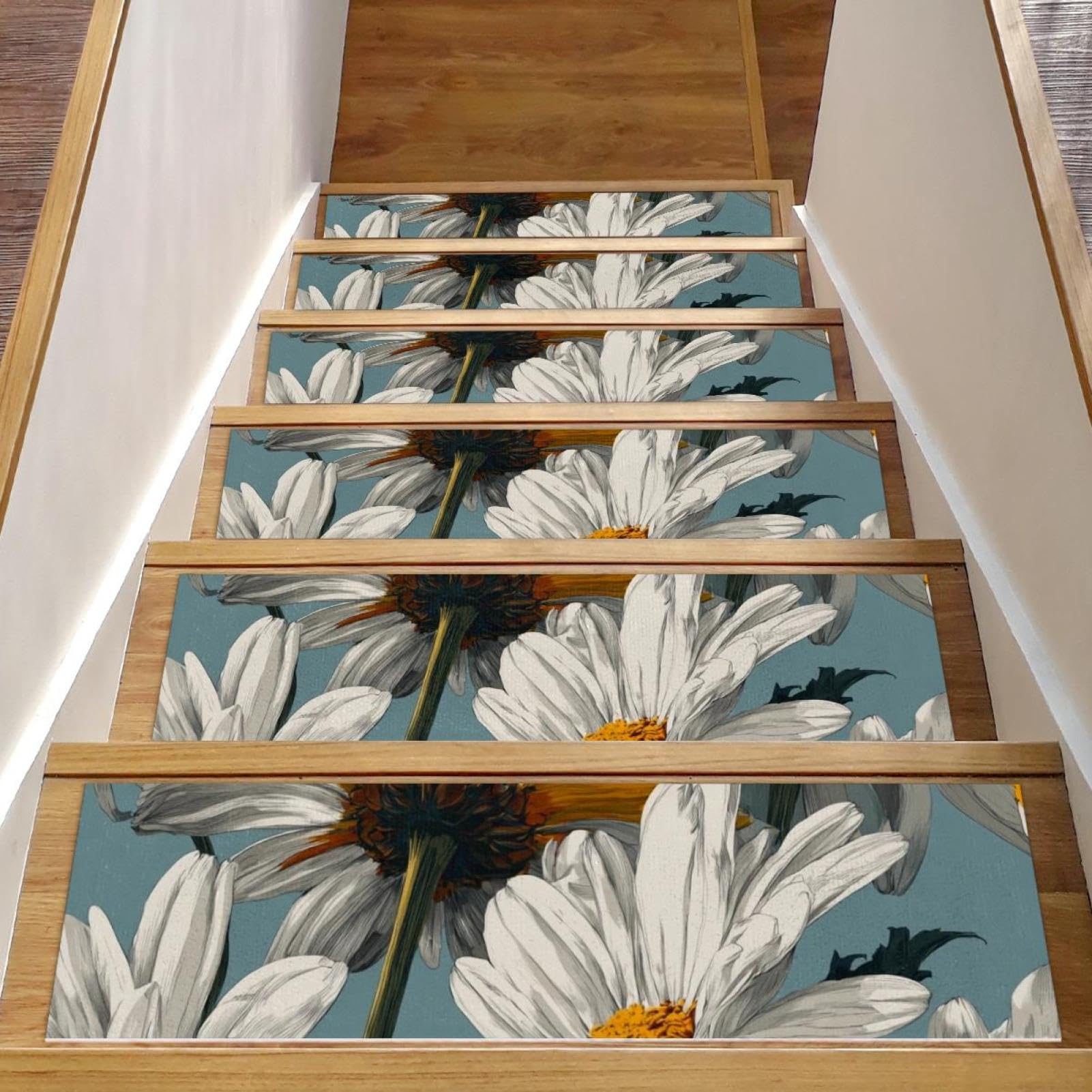 Tapis de marche escalier motif floral pour sécuriser une maison de famille chaleureuse