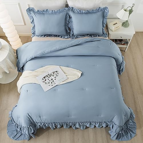 Miniatura 6 de Andency Juego de edredón azul grisáceo, tamaño King, juego de edredón de 3 piezas esponjoso y elegante con volantes para hombres, mujeres, adultos,