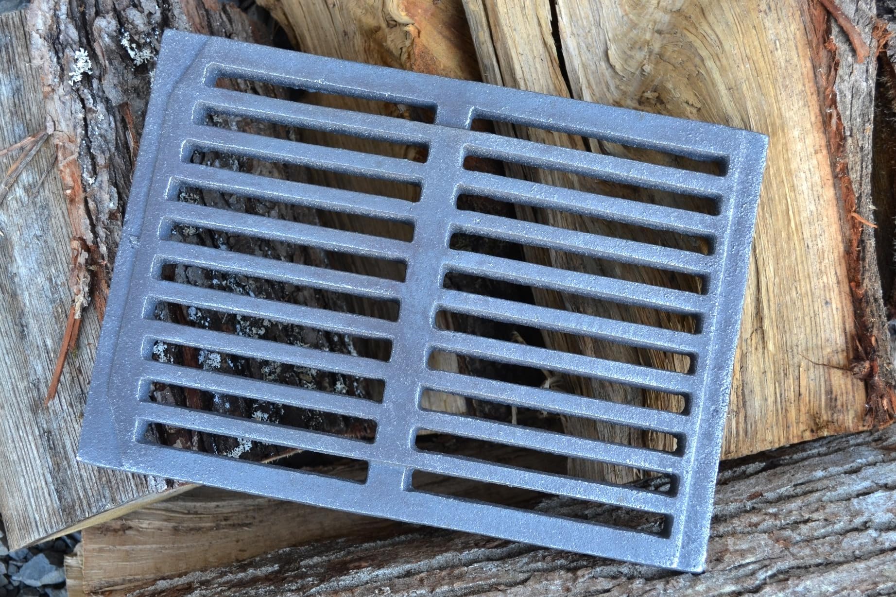 SEZAM Grille de four en fonte épaisse de 30 x 21,5 cm d'épaisseur - Différents diamètres - Compatible avec poêle à cheminée, table de four, grille de feu, grille à charbon