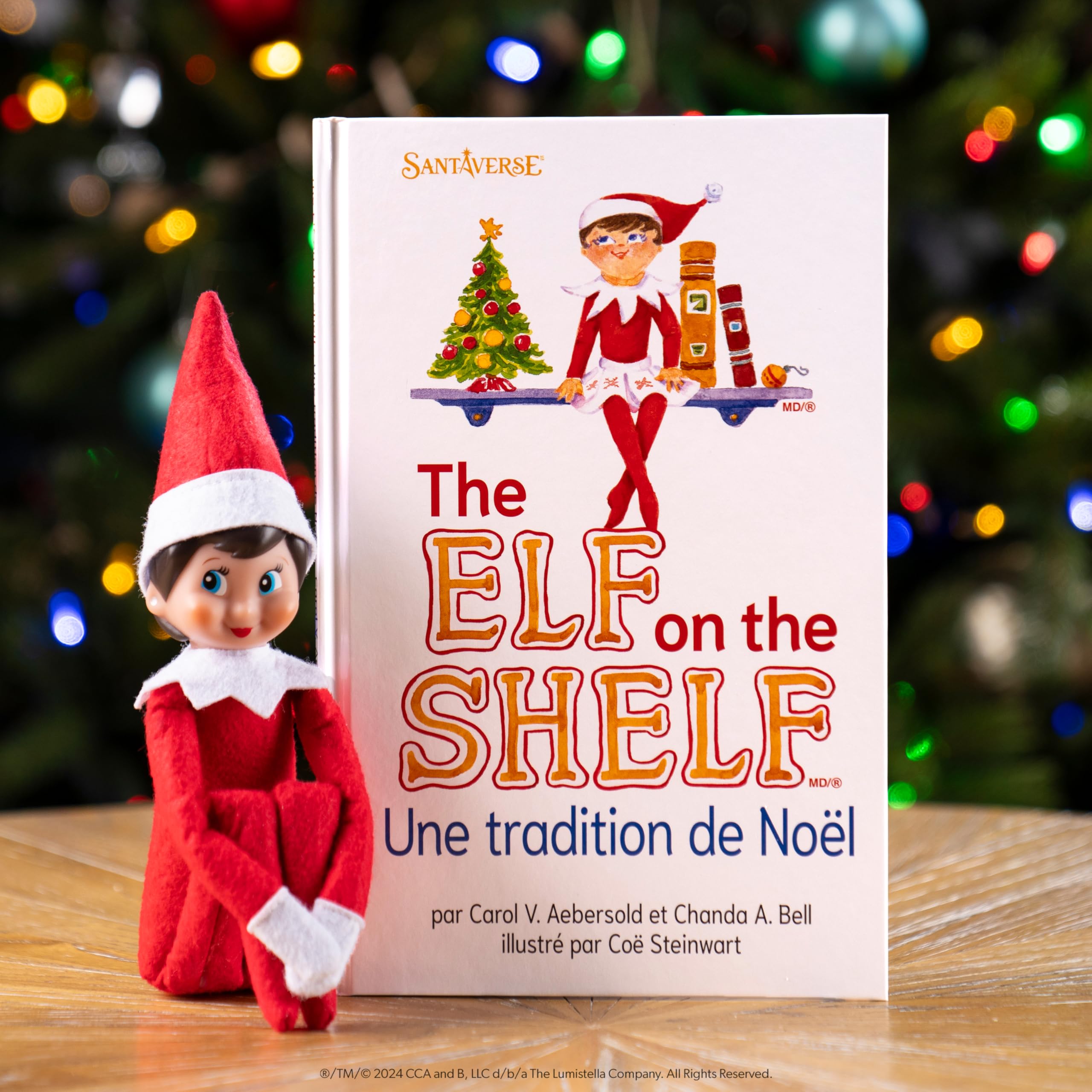 The Elf on the Shelf: A Christmas Tradition - Includes Artfully