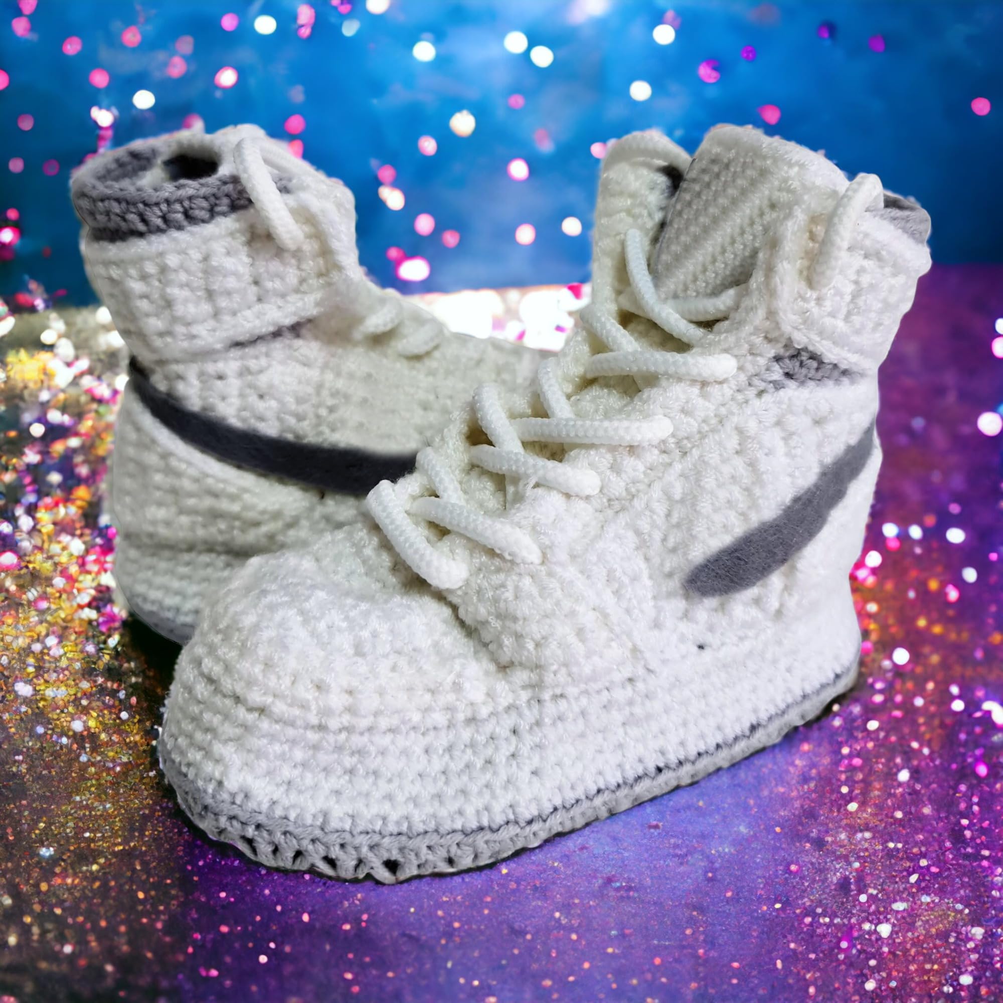 Baby individuell gestrickte Booties Grau, Basketball-Stil Krabbelschuhe für Neugeborene, Woll-Baumwoll-Hausschuhe, handgefertigte Lauflernschuhe, gemütliche warme Winter-Strick-Socken