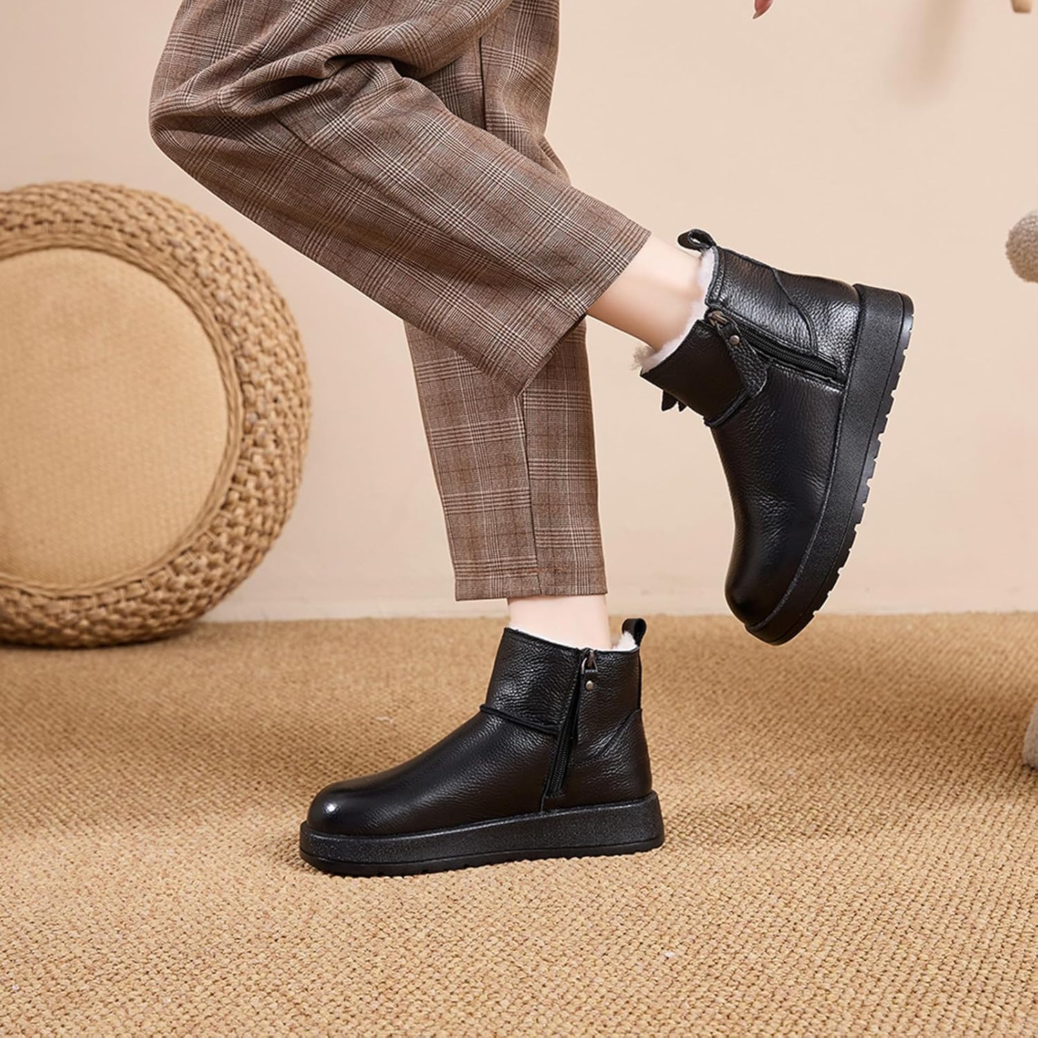 Women’s Warm Fur Lined Two Side Zip Platform Winter Ankle Boot Fashion Leather Comfort Round Toe Non-Slip Outdoor Snow Short Boots