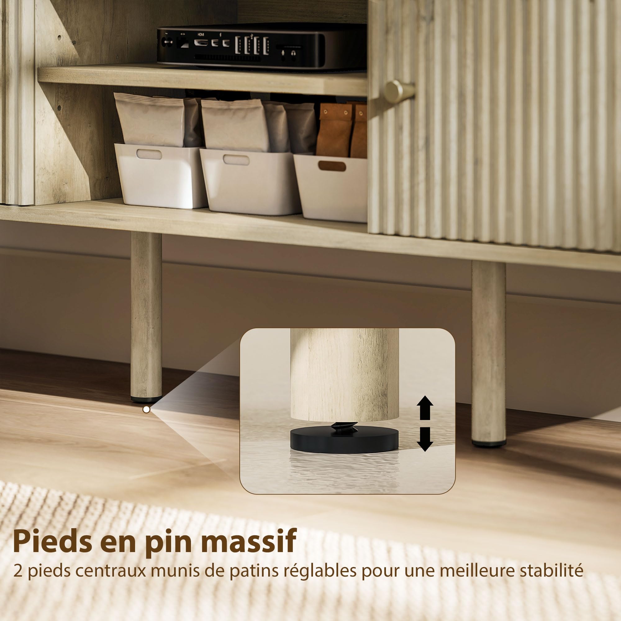HOMCOM Meuble TV 140 cm, Meuble télé pour téléviseur jusqu'à 65 Pouces avec 2 Portes, 2 Compartiments Ouverts, étagère réglable et Pieds en pin, Banc TV pour Salon, Chambre à Coucher, chêne