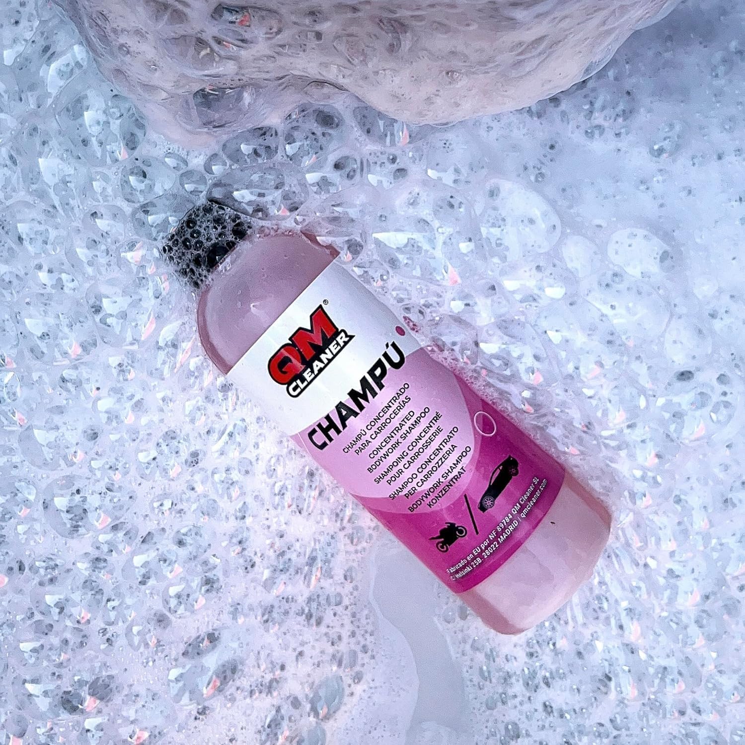 QM Cleaner Champú Espumante para Carrocería | Concentrado, para más de 20 lavados, con Acabado Brillante - Incluye 500 ml + Manopla Extra
