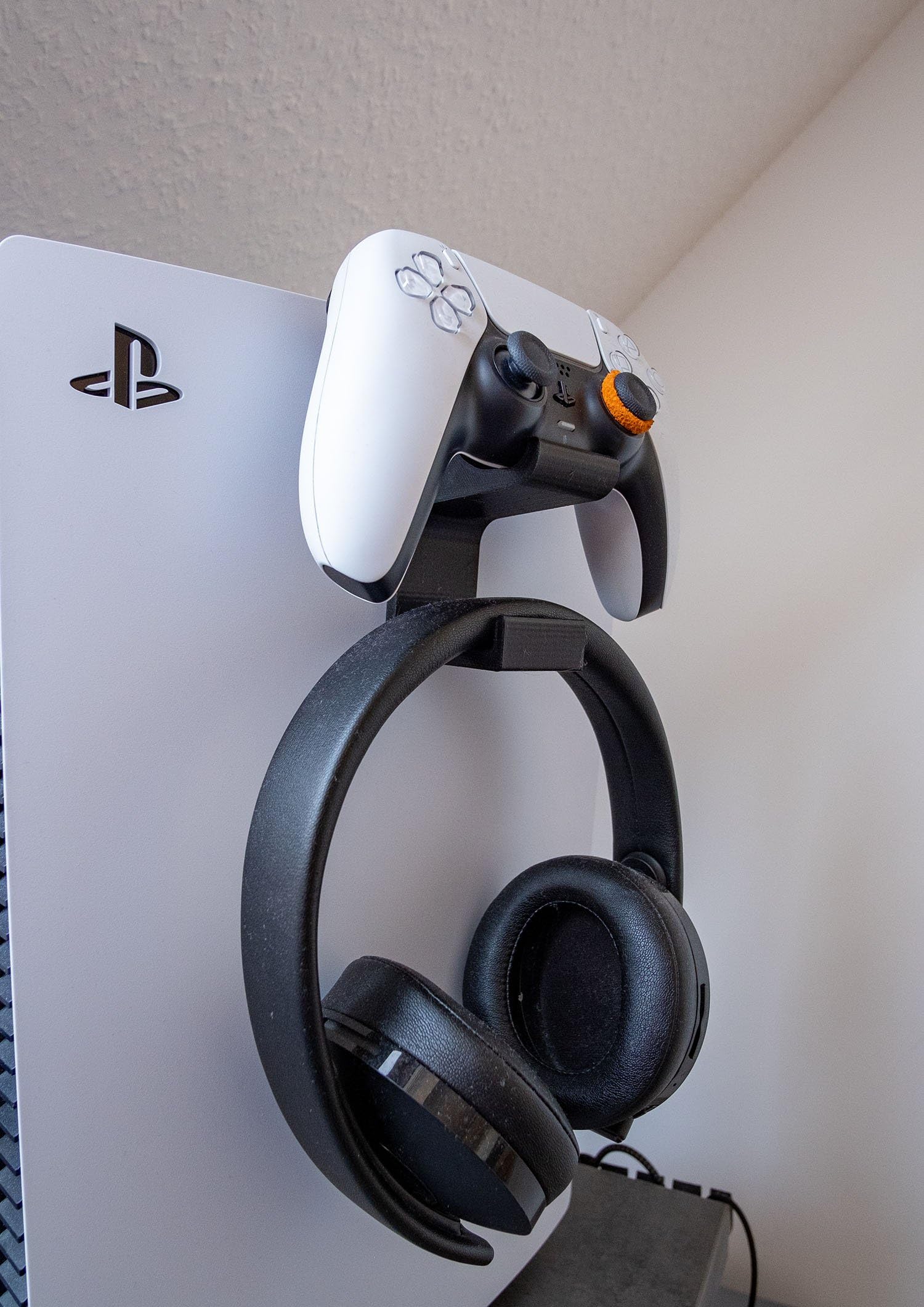 D&D Easy Hanger for PS5 Gamepad and Headphone | Holder for Gamepad Controller and Headset