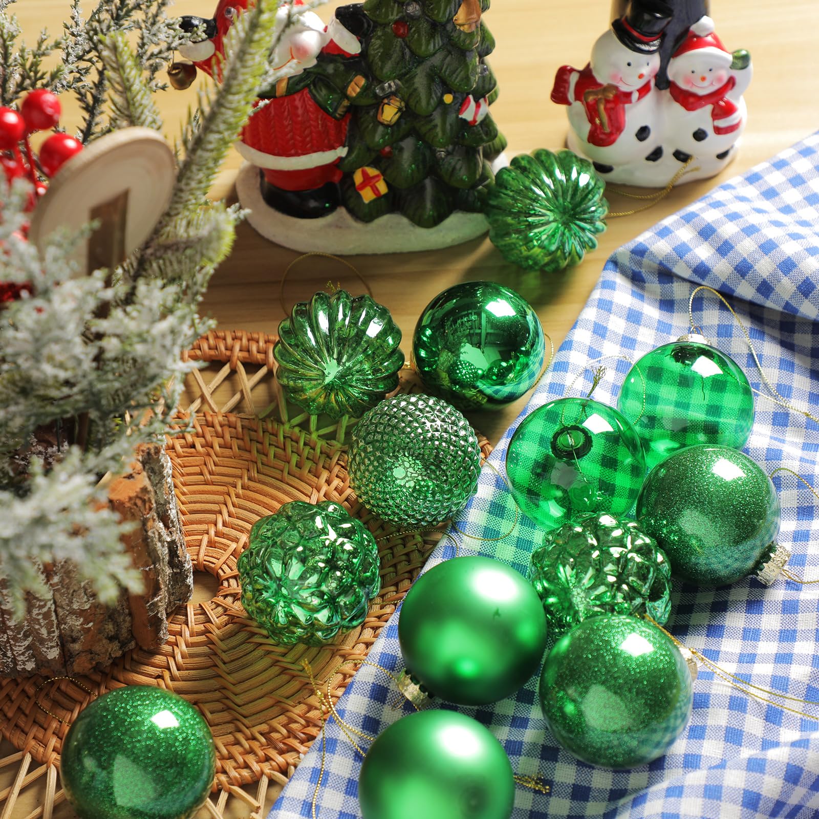 Liliful Lot de 24 boules de Noël en verre à suspendre pour festival, maison, mariage, vacances, fête, 6 cm (vert)