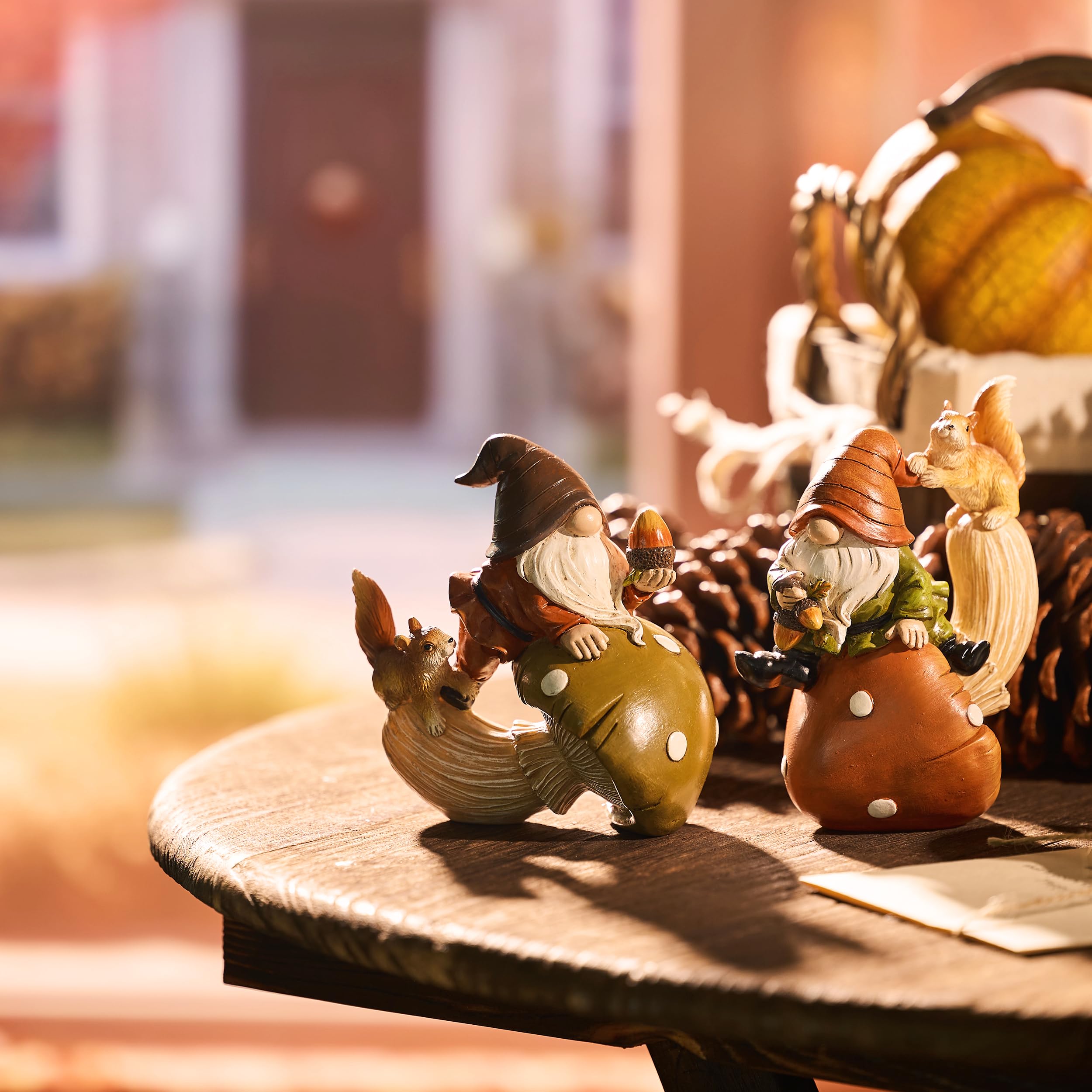 Valery Madelyn Juego de 2 adornos de otoño Gonks, gnomos de otoño con ardilla y piña de pino, decoración de cosecha para el hogar, sala de estar, ventana, jardín al aire libre, 12,5 cm/13 cm