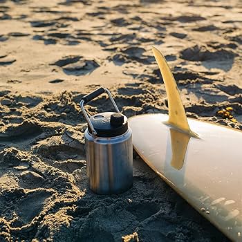 Amazon | YETI (イエティ) ランブラー ハーフガロンジャグ 真空断熱