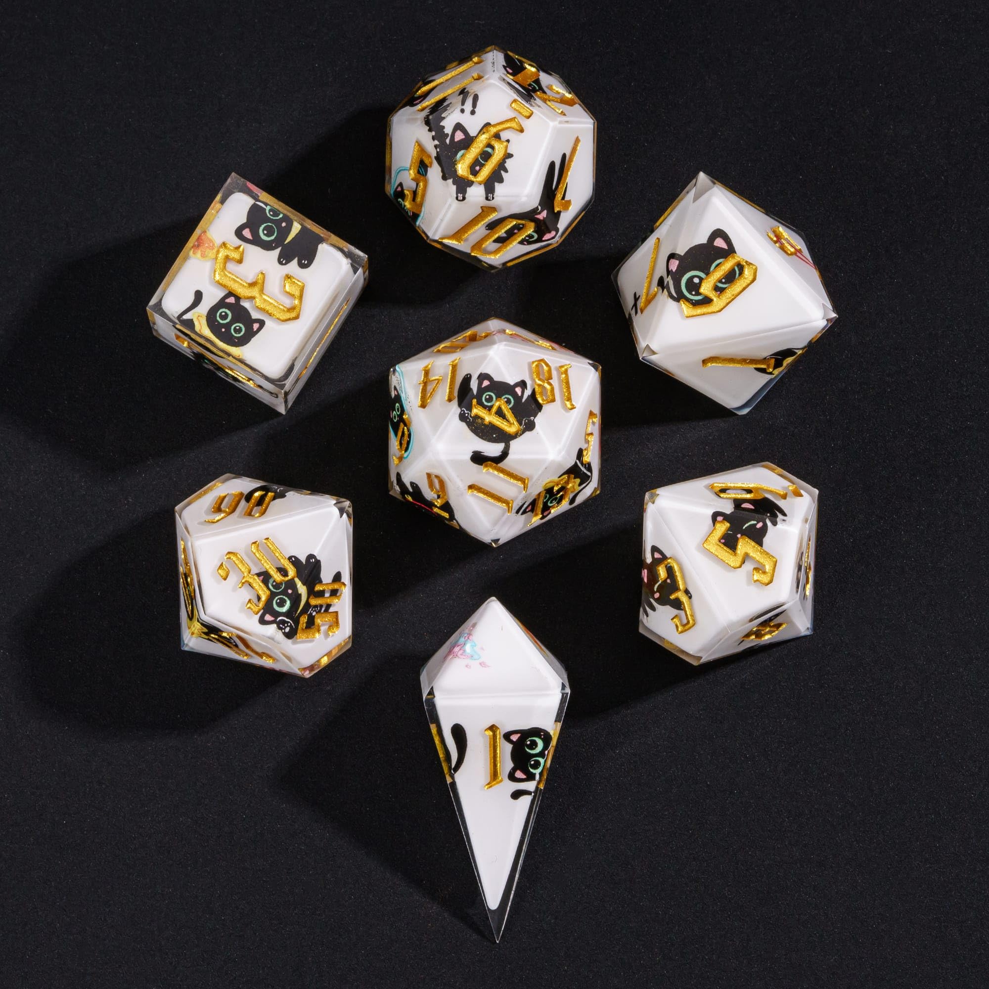 Cusdie Juego de dados DND de borde afilado de 7 piezas, bonitas calcomanías