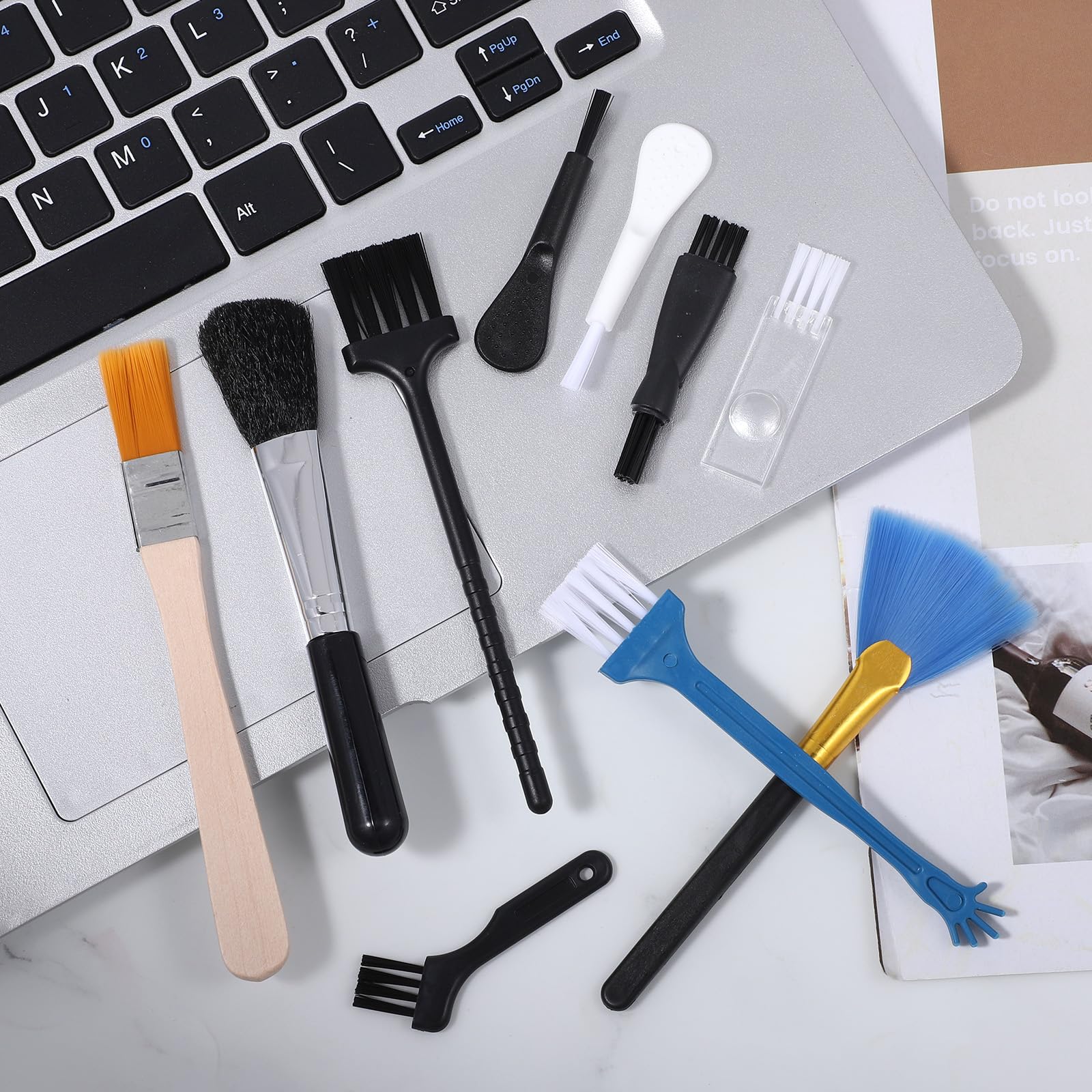 Bewudy Juego de 10 cepillos antiestáticos, juego de cepillos de limpieza, juego de limpieza de nylon para computadora, cepillo portátil para teclado, cepillo de limpieza para computadora para teclado