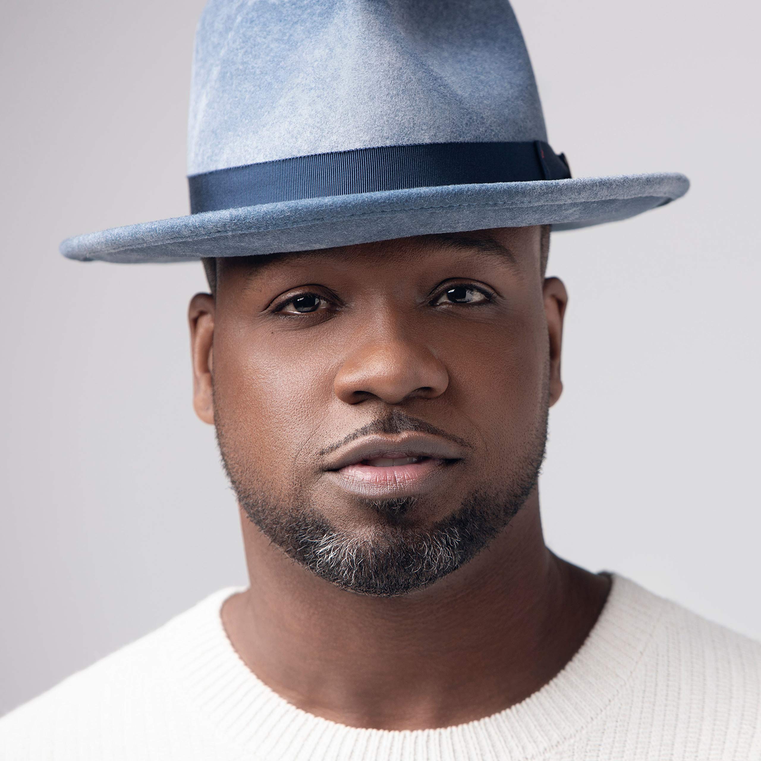 VaShawn Mitchell on Amazon Music