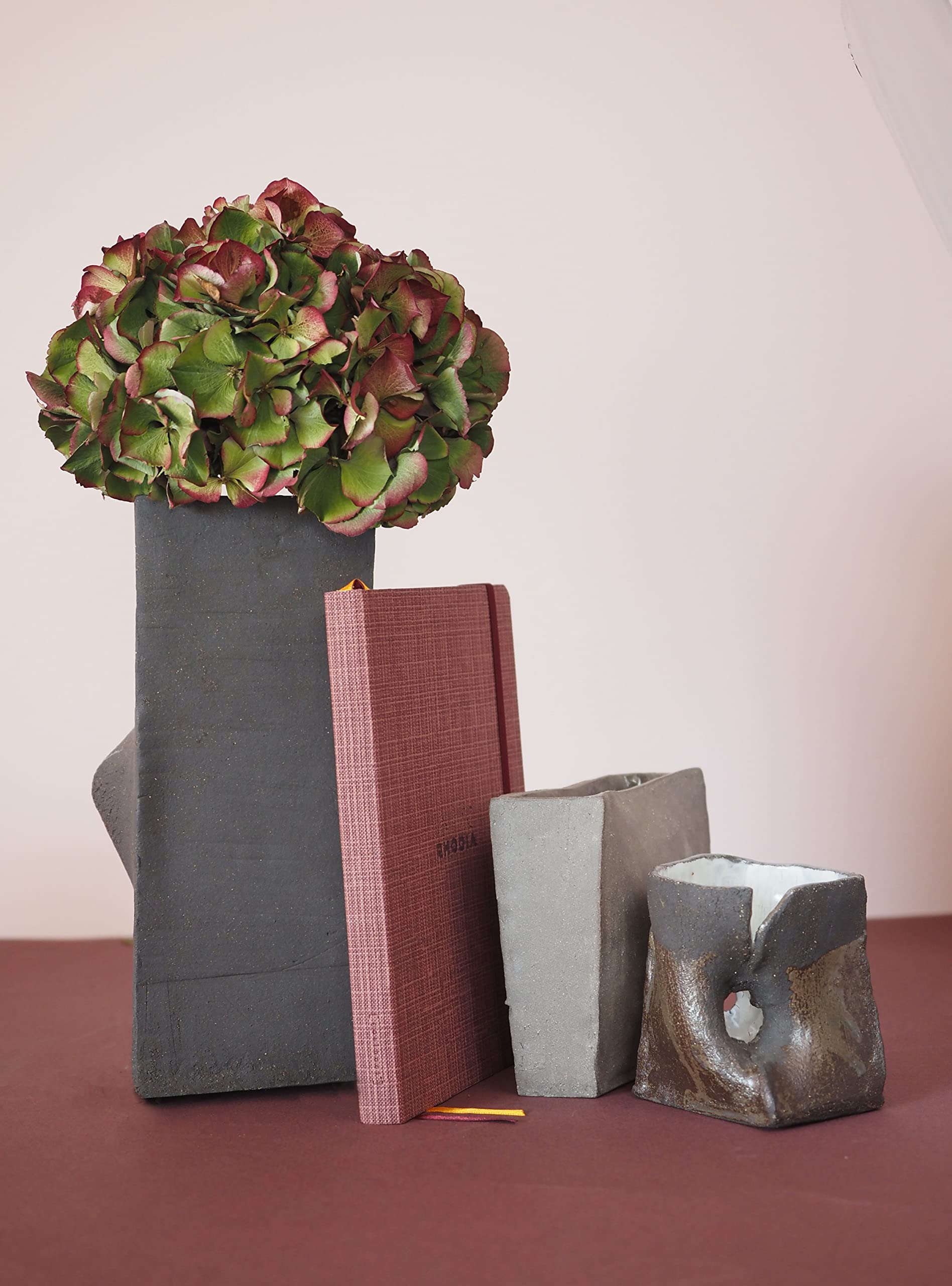 RHODIA 120034C, Softcover notebook, A5 14.8 x 21 cm, Ruled, 160 pages, Faux leather, Bookmark ribbon and elastic closure - Image 3