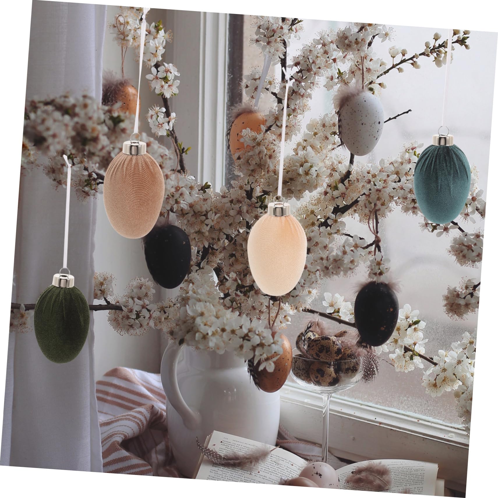 Amosfun 4 Set Uova Di Pasqua Easter Egg Easter Decoration Arredamento in Stile Festival Squisito Ciondolo Pasquale Decorazioni Sospese Con Scena Di Pasqua Plastica 12 Pezzi * 4