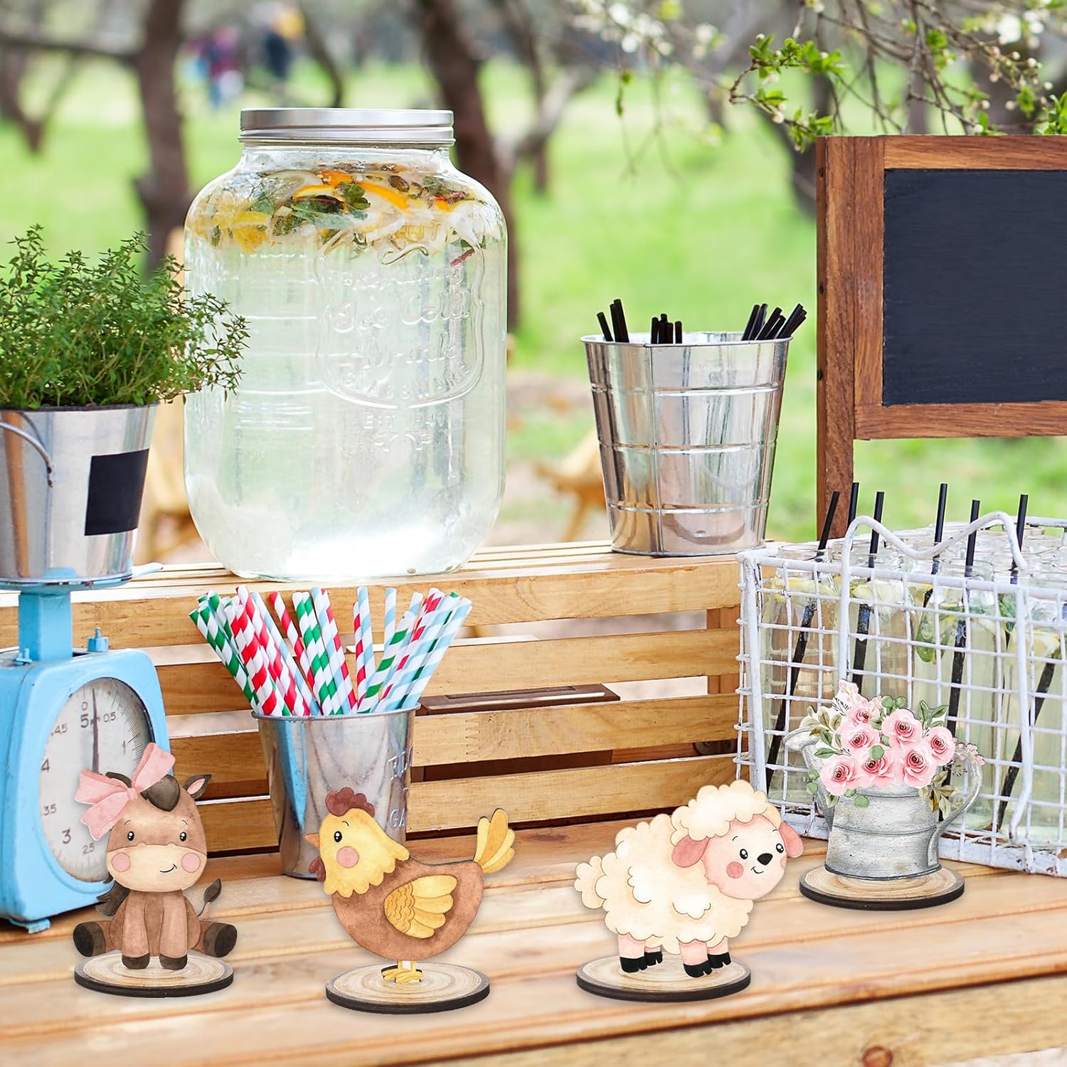 12Pcs Farm Animal Wooden Table Signs Cute Animal Tabletop Centerpiece Tiered Tray Decor for Farmhouse Home Office Birthday Baby Shower Party Supplies