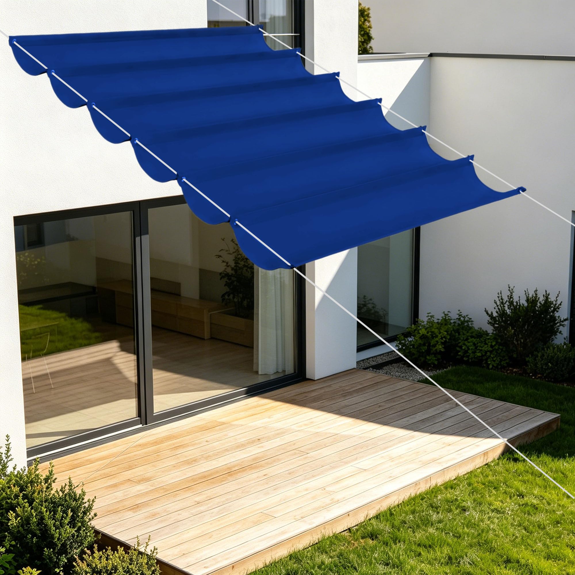 Voile ombrage vague bleu foncé pour aménager un coin fraîcheur sur le balcon ou le patio