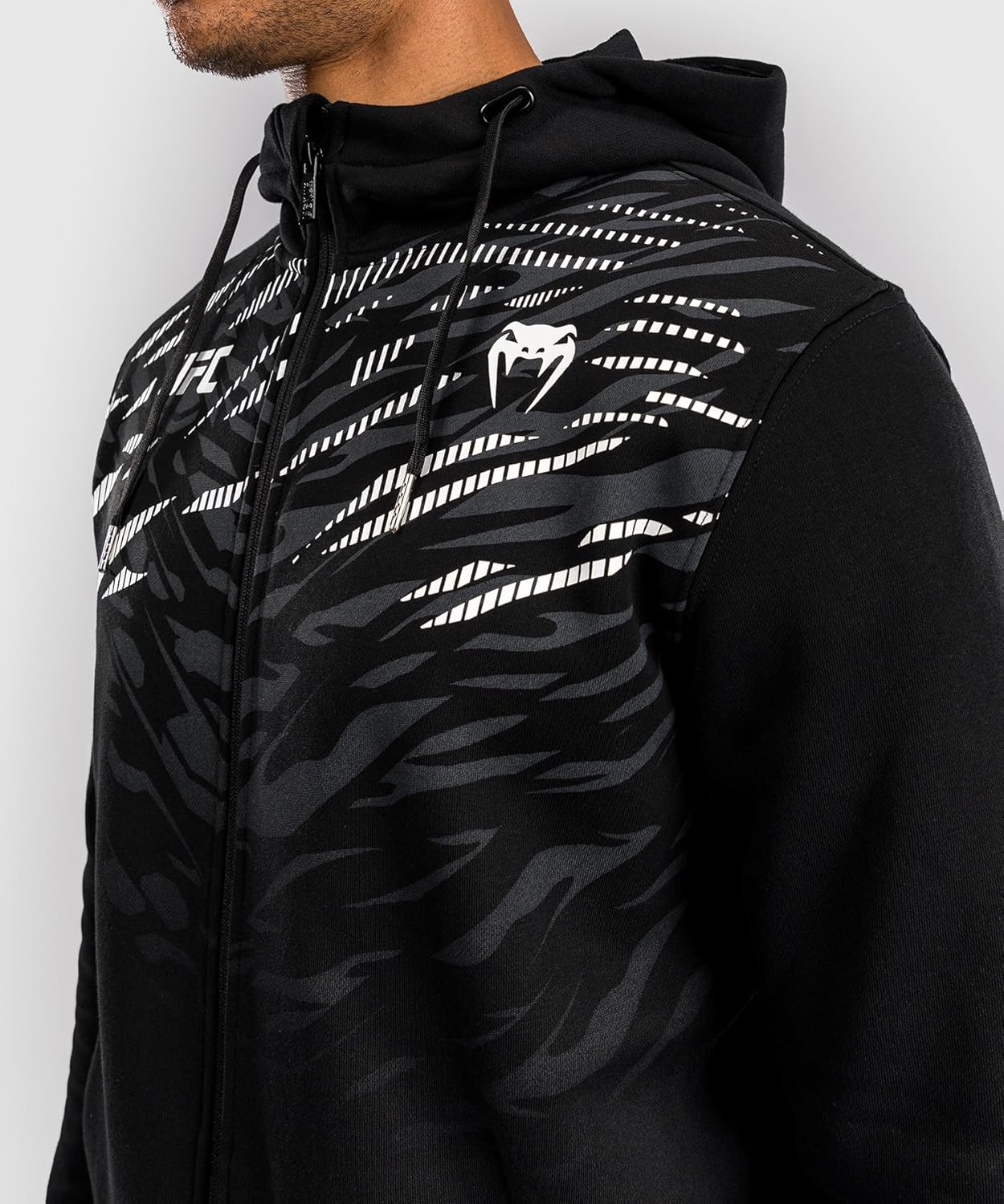 Venum UFC Fusion Men's Replica Zip Hoodie - Image 9