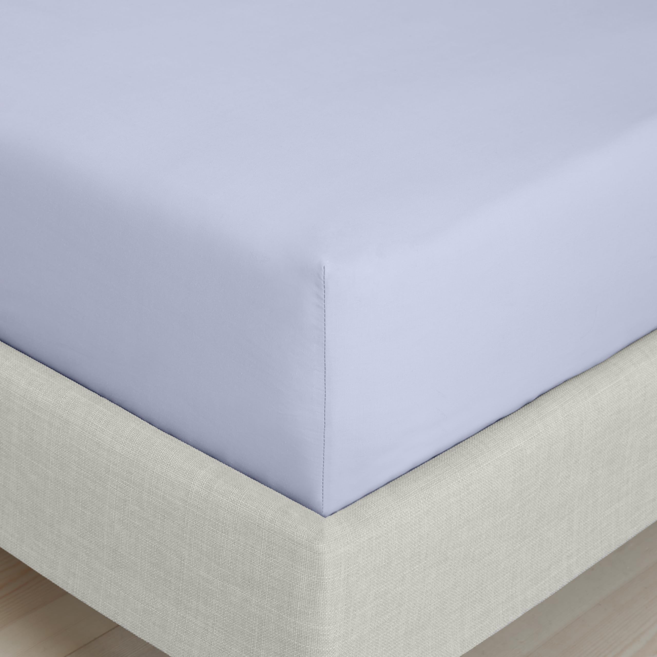 B&Q -  Bedroom 200 Thread Count Cotton Percale Fitted Sheet 32Cm Depth Lavender