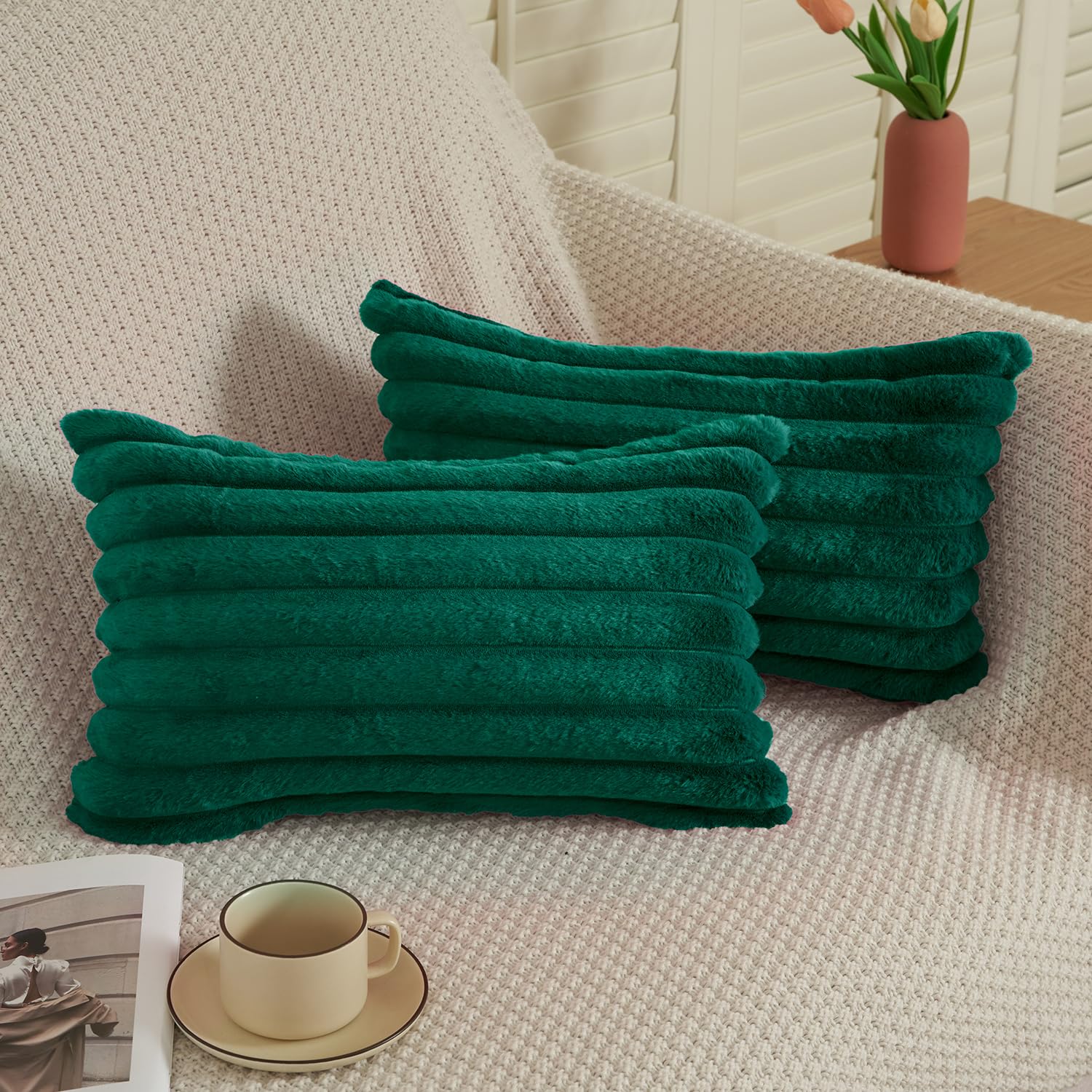 ORANIFUL Kissenbezüge 2er Set Samt Kissen mit Pompoms Couchkissen Einfarbig Kopfkissen Deko Kissenbezug Dekokissen Kissenhülle für Sofa Wohnzimmer Schlafzimmer Büro