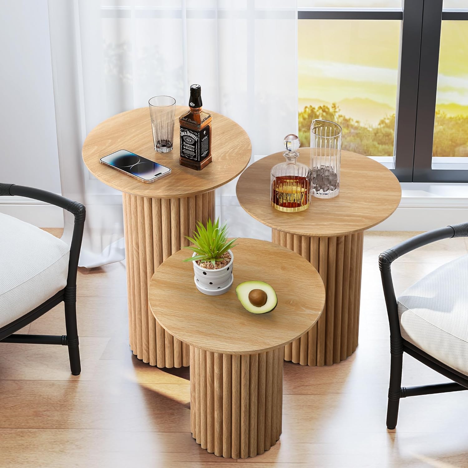 Round Nesting Coffee Table Set of 3,Mid Century Modern Fluted Coffee and End Table Set,Small Circle Wooden Side Table Drink Table for Living Room (Natural)