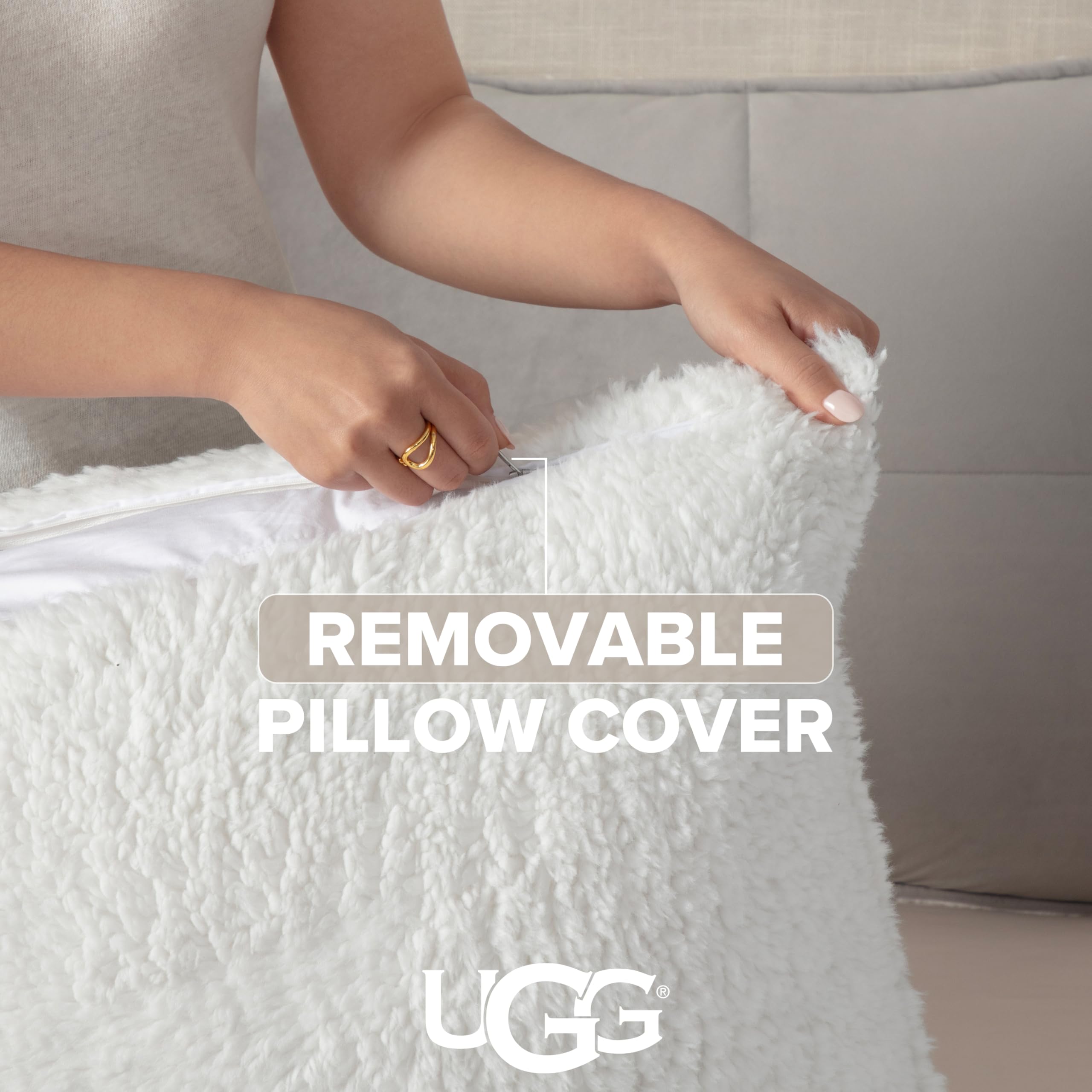 Amazon｜UGG Blissful クラシックリバーシブル掛け布団と枕カバー