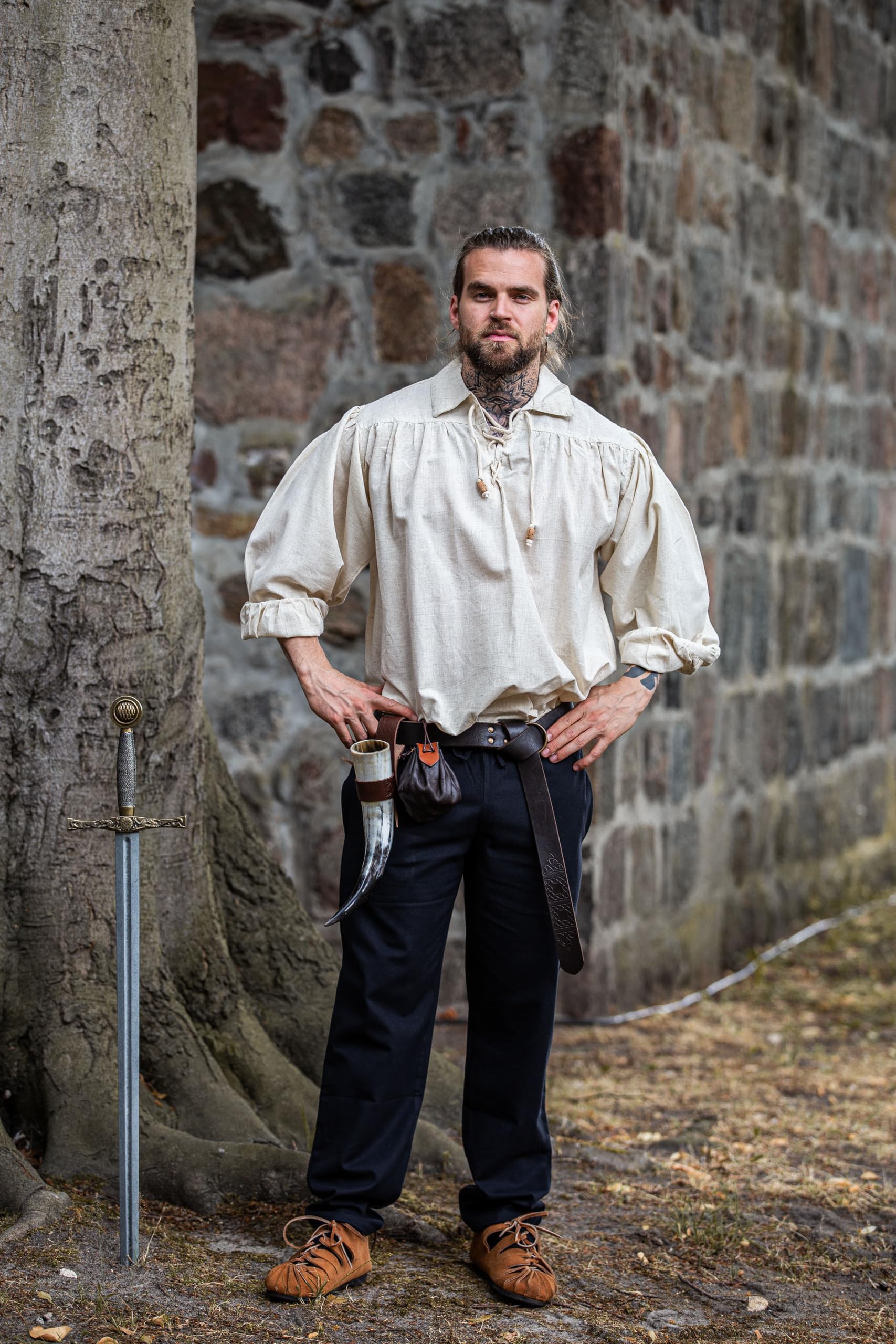 Leonardo Carbone® Koszula piracka Artur z kołnierzem - średniowieczna odzież, średniowieczna koszula męska, odzież LARP, strój festiwalowy, męski kostium pirata, koszule rekreacyjne z długim rękawem