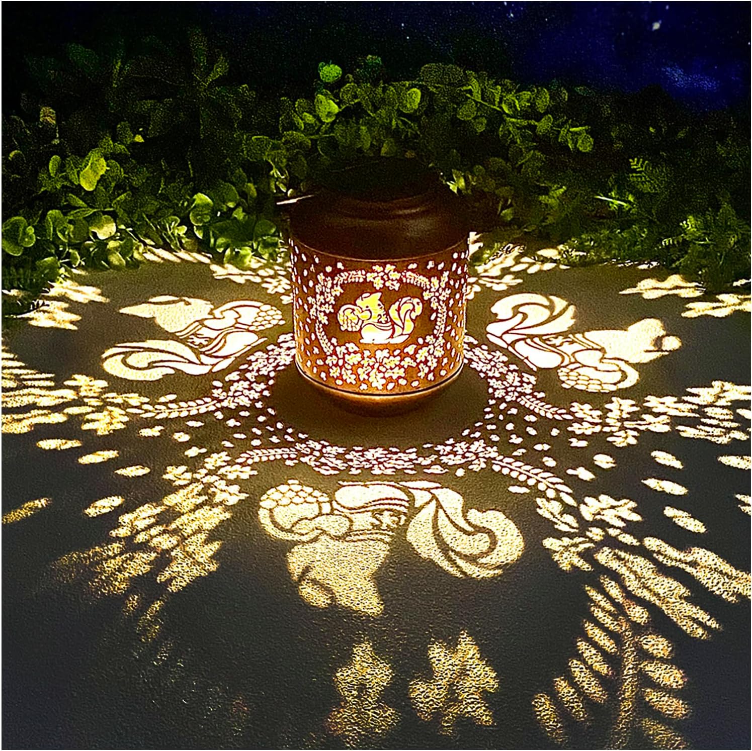 Squirrel Solar Lanterns Outdoor Hanging Solar Lights - Metal Decor Lanterns for Yard,Waterproof LED Decorative Light for Patio, Lawn, Tabletop, Pathway, Landscape, Garden Decor as Gifts for Women