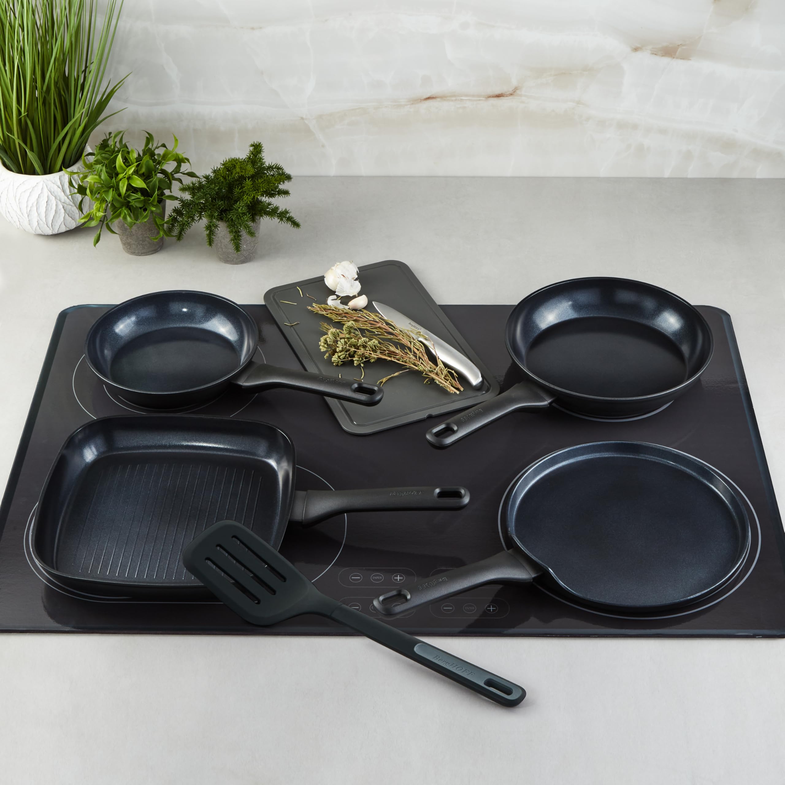 Amazon.com: Berghoff Helix 4Pc Nonstick Ceramic Specialty Cookware