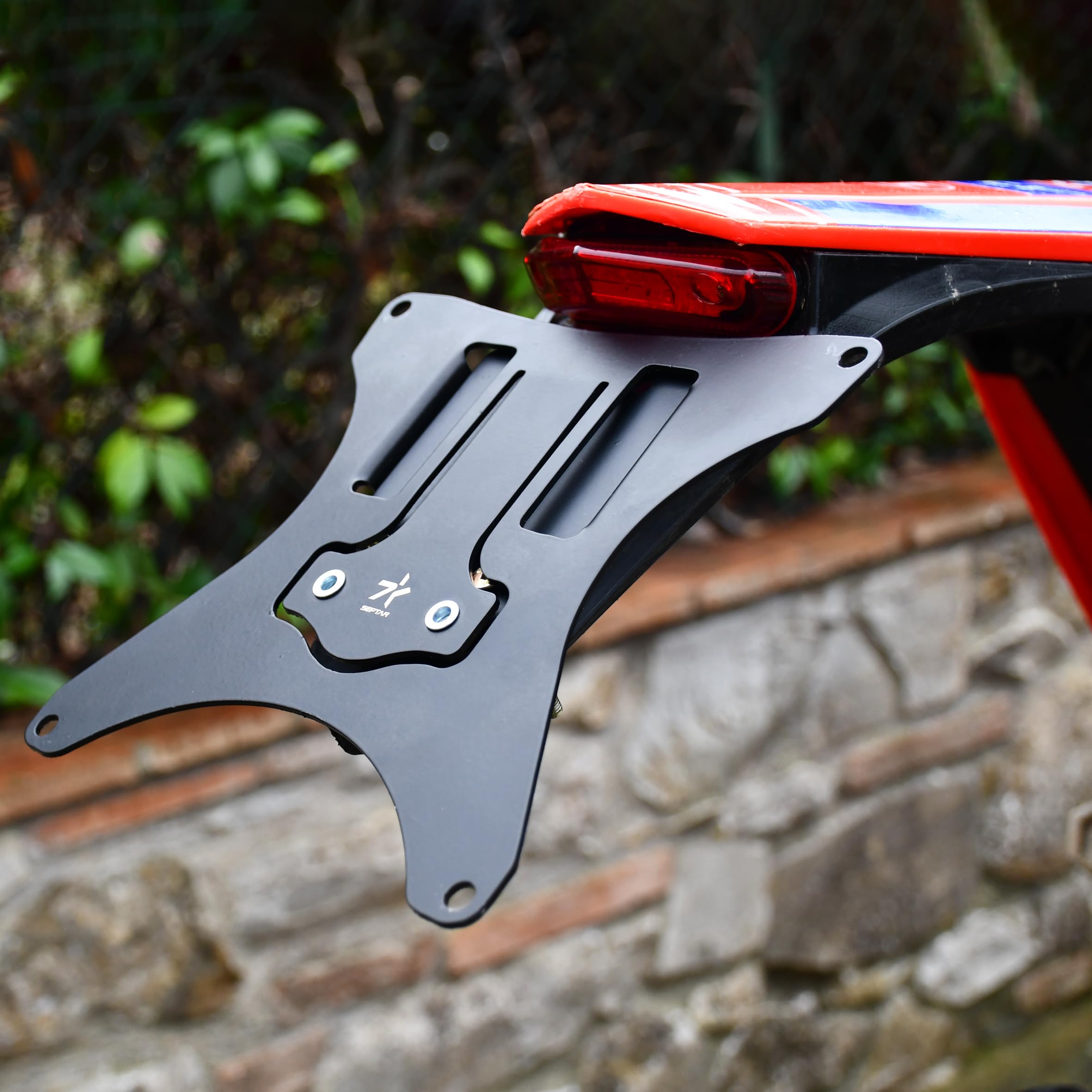 PORTATARGA SUPPORTO TARGA ESTRAIBILE CLICK CLACK universale MOTO ENDURO OFF ROAD (nero)