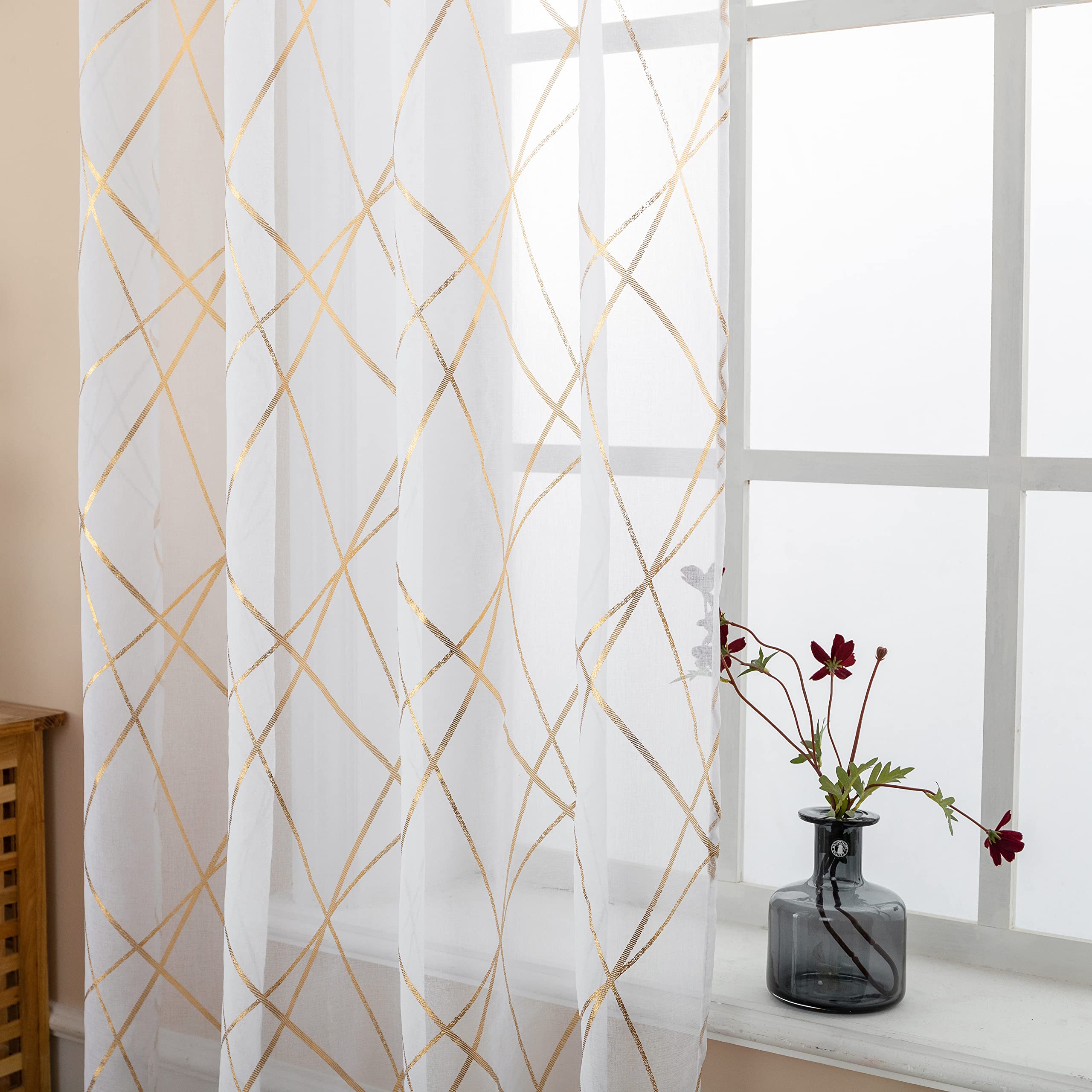 GIRASOLE HOME® Paire de rideaux en voile filtrant à motif géométrique doré, tenture blanche pour intérieur avec œillets, 2 panneaux (Géométrie or, 140 x 290 cm)