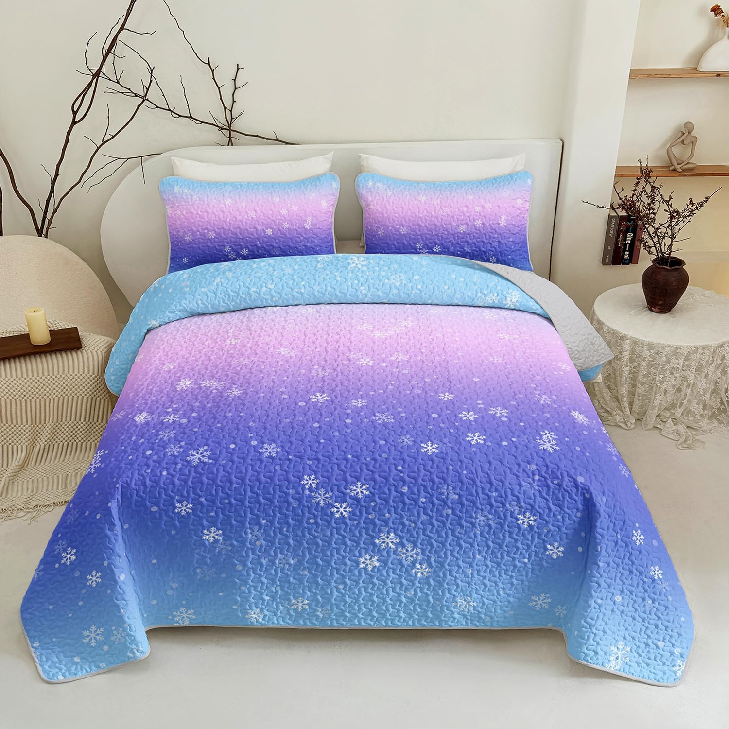 Ombre Quilt Set Queen Size - Purple, Blue, White Gradient Bedding - Soft, Lightweight Quilt with 2 Pillow Cases - Modern Abstract Bedspread Coverlet - Trending Aesthetic Room Decor image 3