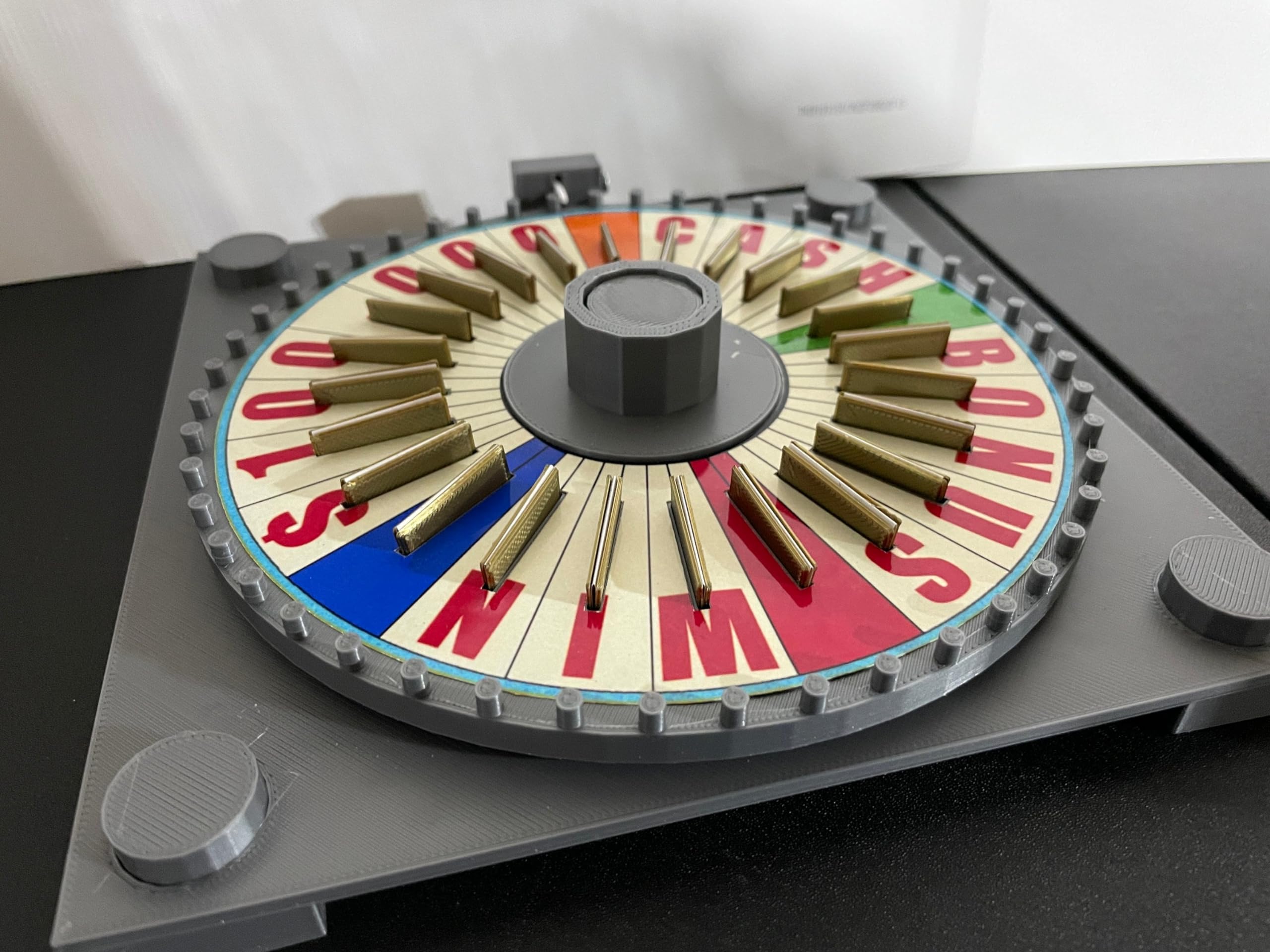 Amazon.com: Wheel of Fortune The ORIGINAL BONUS ROUND Wheel