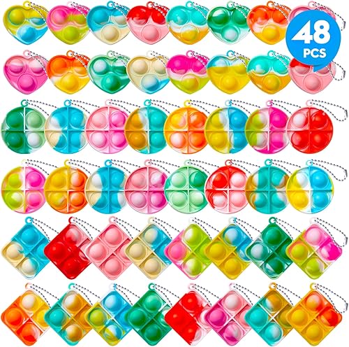 Regalos de fiesta Pop Fidget para niños rellenos de calcetines, mini llaveros de juguetes, regalos de cumpleaños, premios de clase, paquete de disponible en Yaxa Venezuela