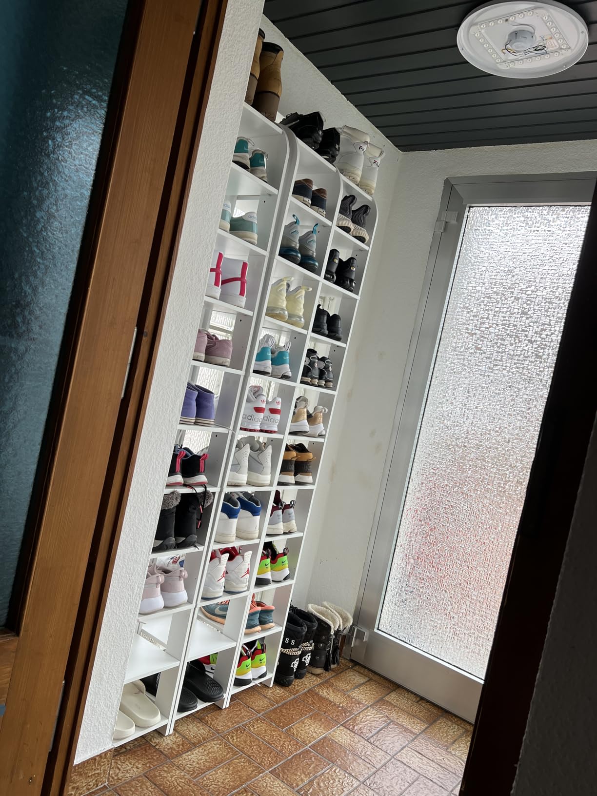Hzuaneri Vertikales Schuhregal, 11 Etagen schmale Schuhregale, Holz ...