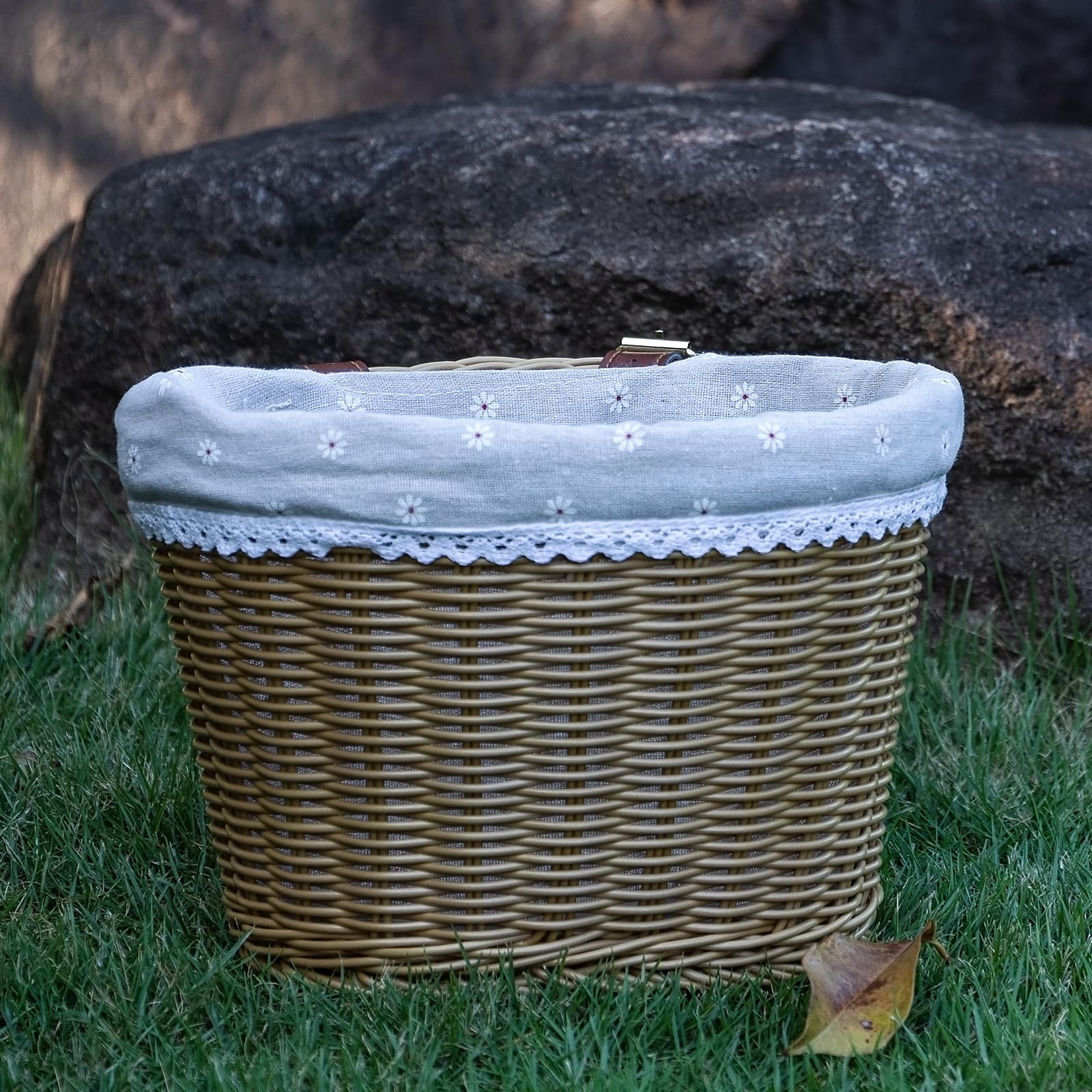 CXWXC Panier de vélo – Panier avant de vélo pour filles et femmes – Paniers de vélo en osier tissé à la main avec doublure amovible, sangles réglables en polyuréthane