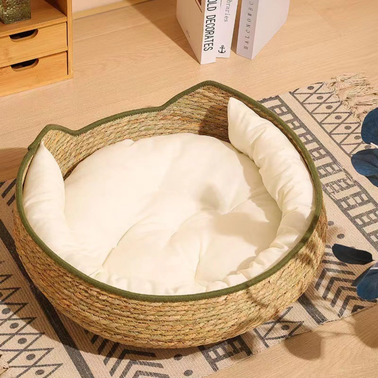 Générique Panier Rond pour Chat en rotin de 43 cm x 16,9 Pouces avec Rembourrage en Coton, Lavable et résistant aux griffures, décoration intérieure (Vert Militaire)