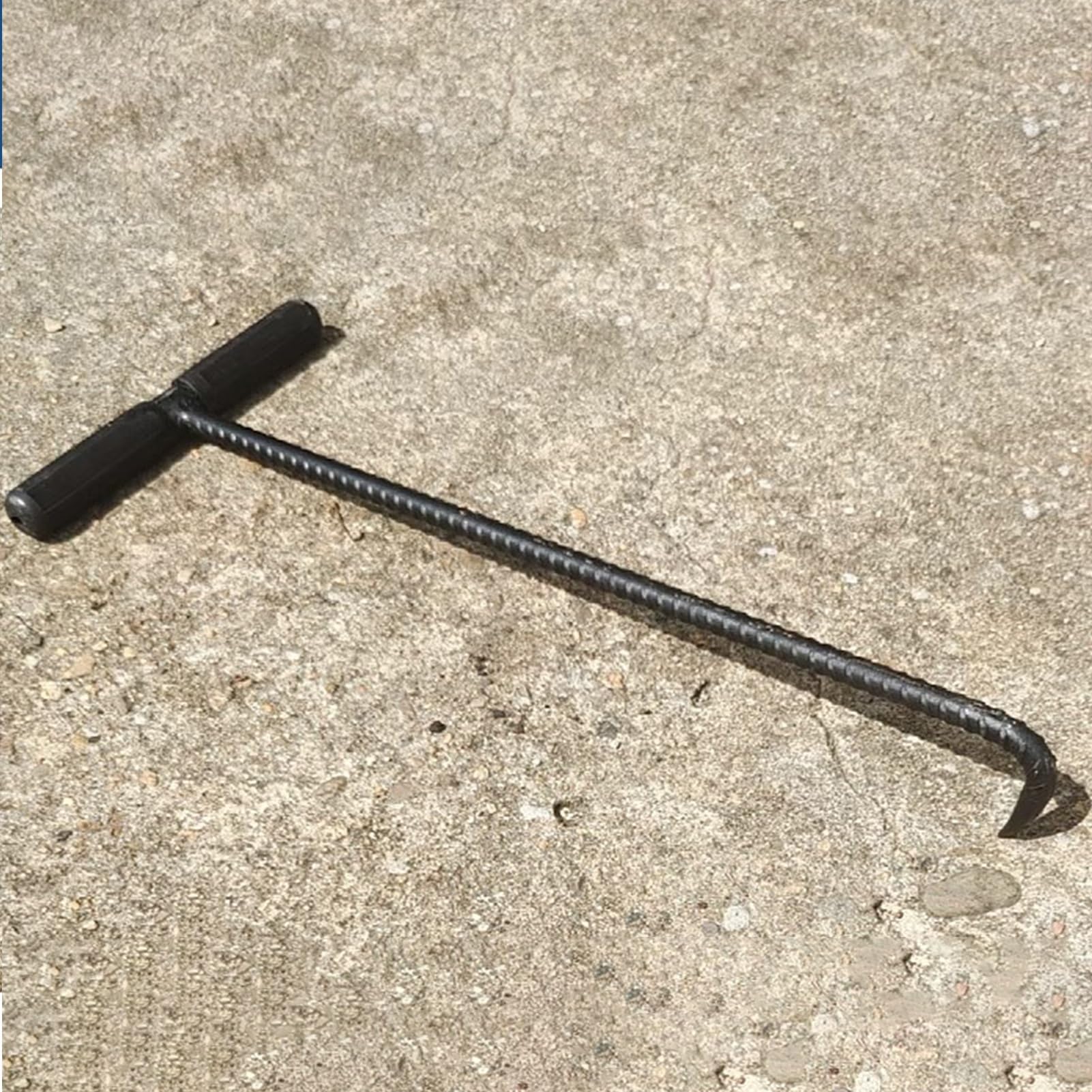 MUSNOW Manhole Cover T Hook, Heavy Duty Storm Drain Lifter for Vaults Grates, Outdoor Versatile Manholes Pulling, 1/2